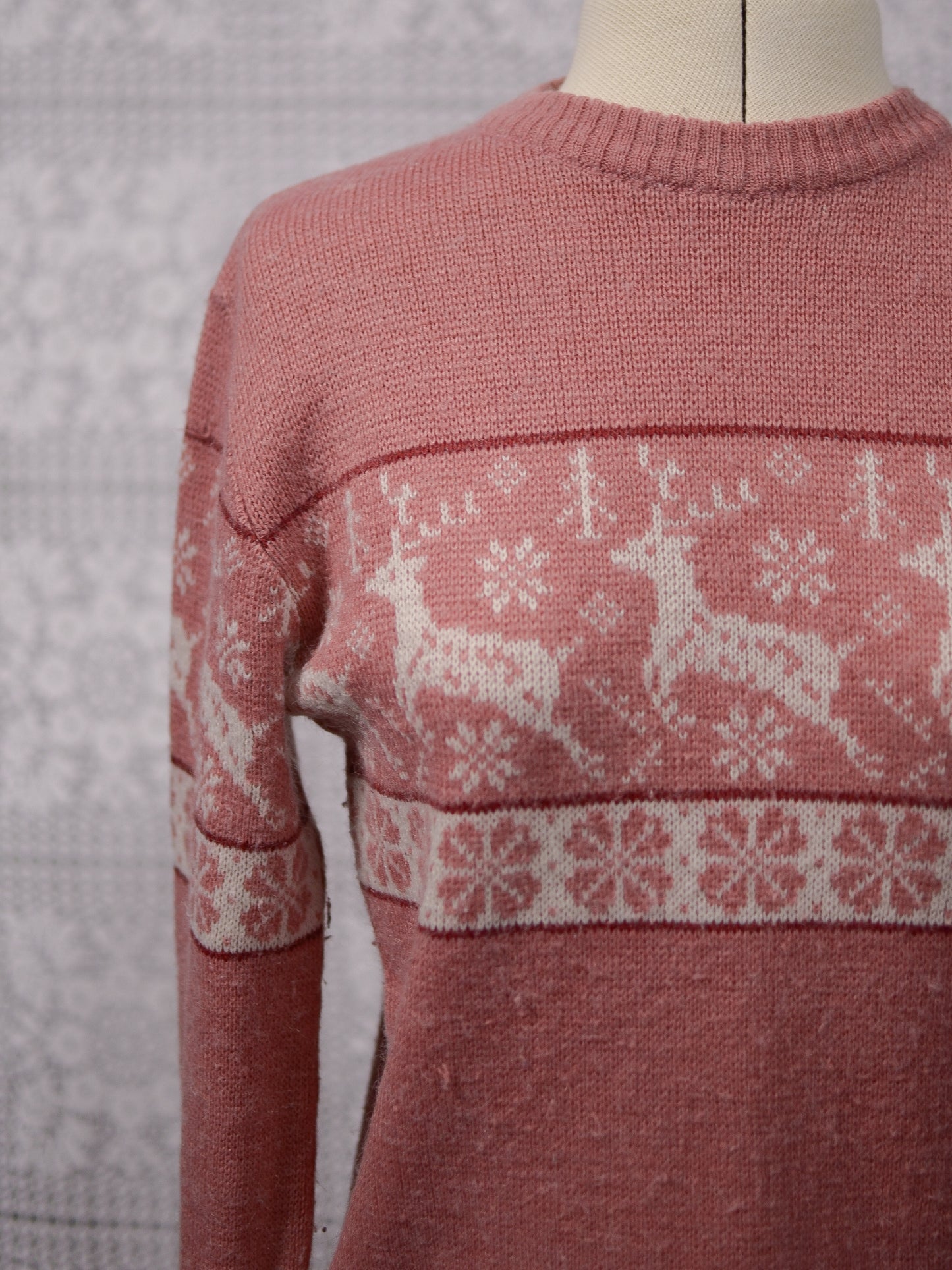 1970s St Michael pink festive christmas reindeer jumper