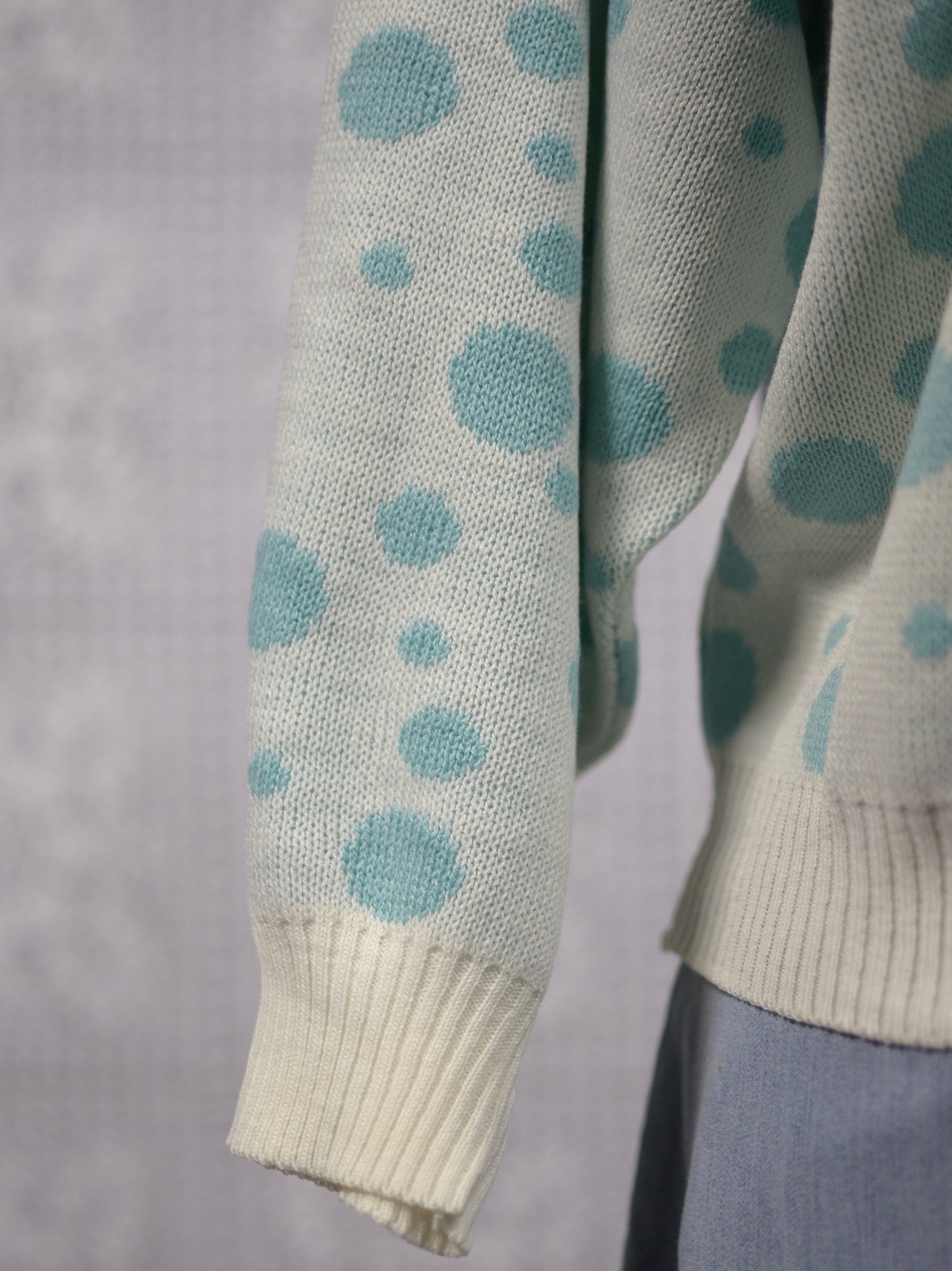 1980s white and turquoise polkadot spotted jumper