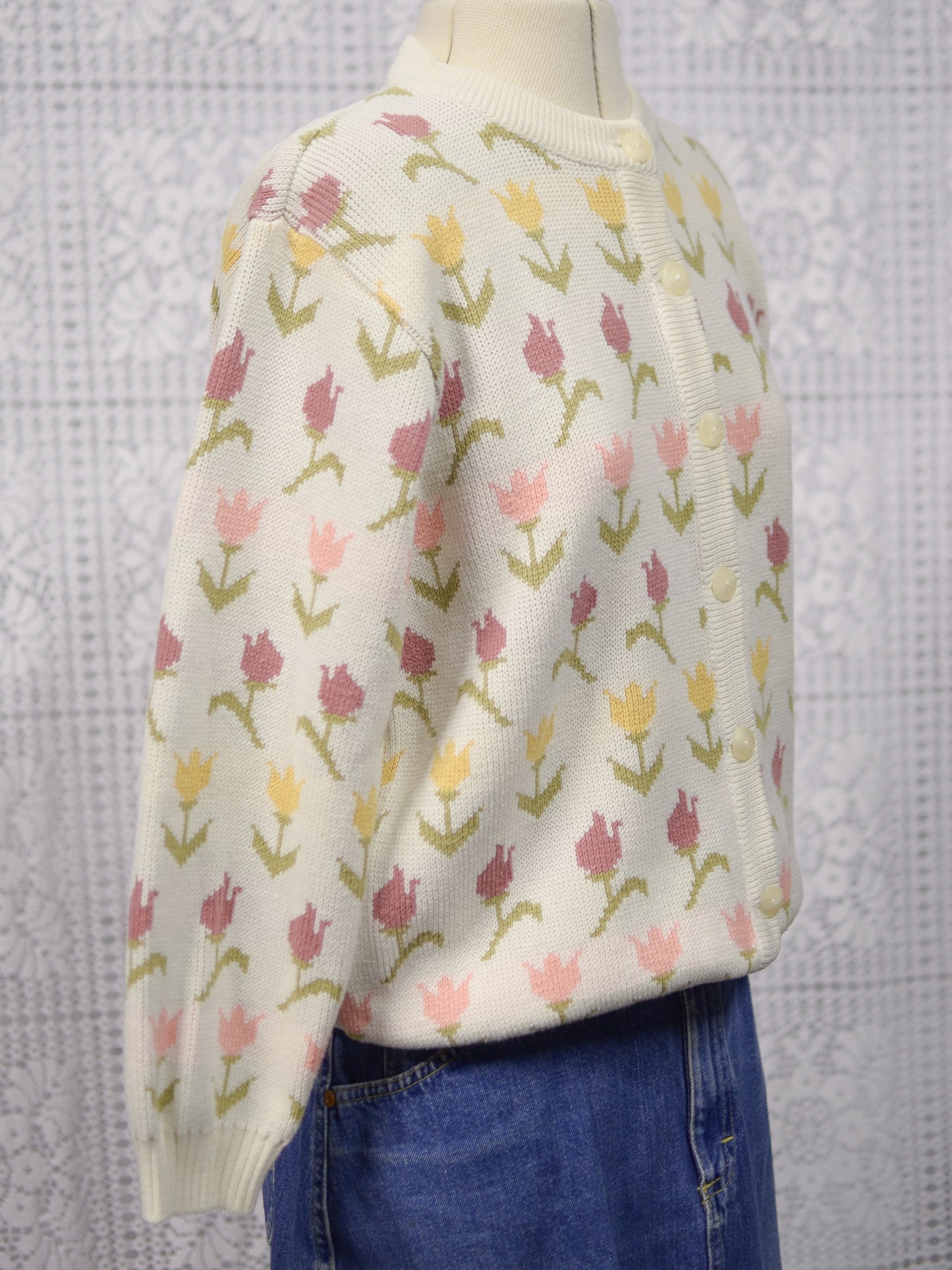 1990s cream, pink and yellow tulip floral pattern cardigan