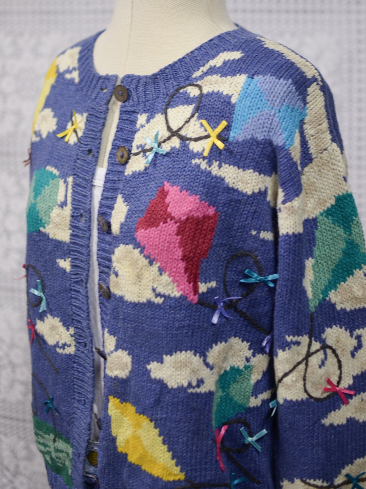 1990s Talbots blue clouds and kites colourful pattern cardigan