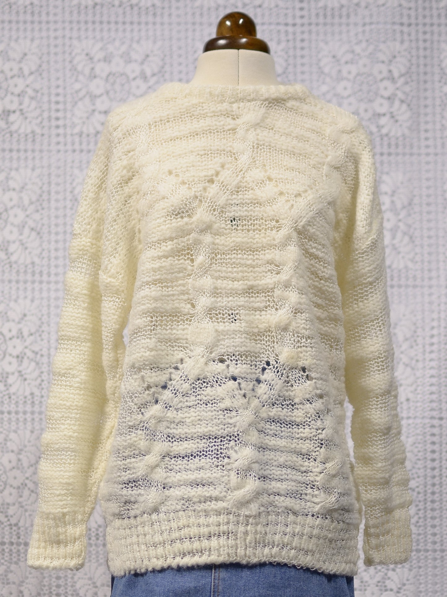 1990s cream fluffy cable knit cosy jumper