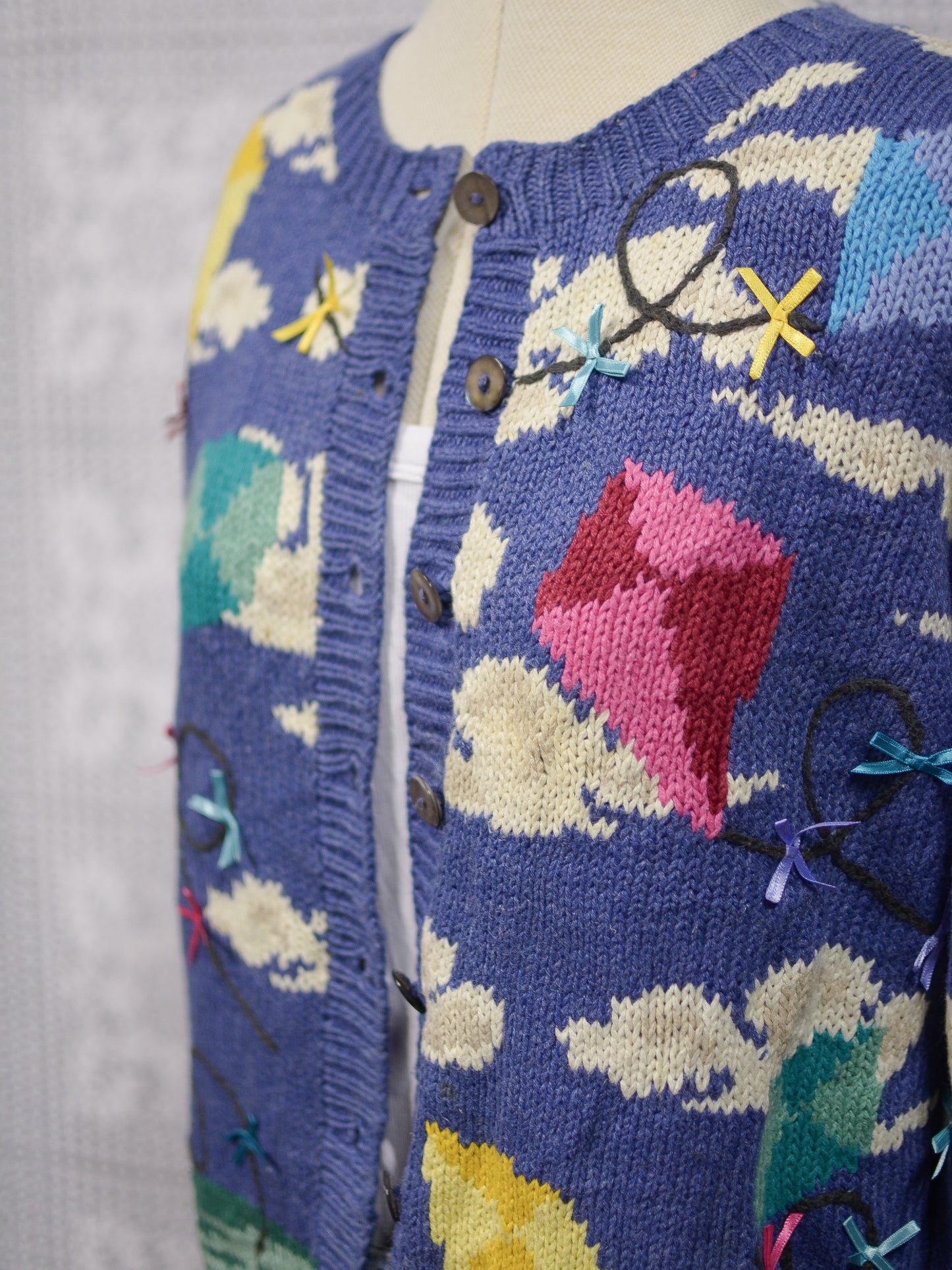 1990s Talbots blue clouds and kites colourful pattern cardigan