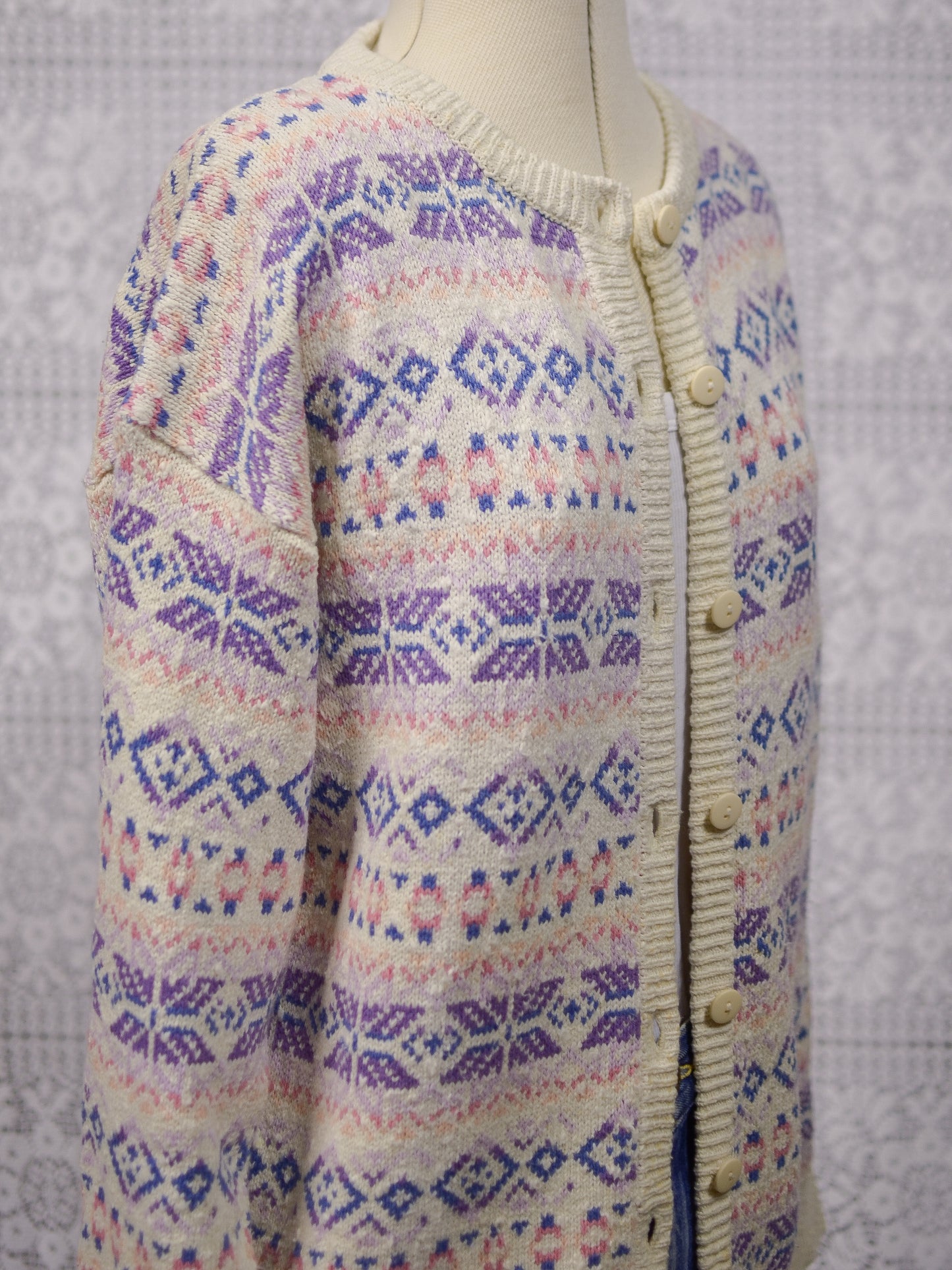 1990s Compliments cream, pink and lilac festive snowflake cosy cotton cardigan