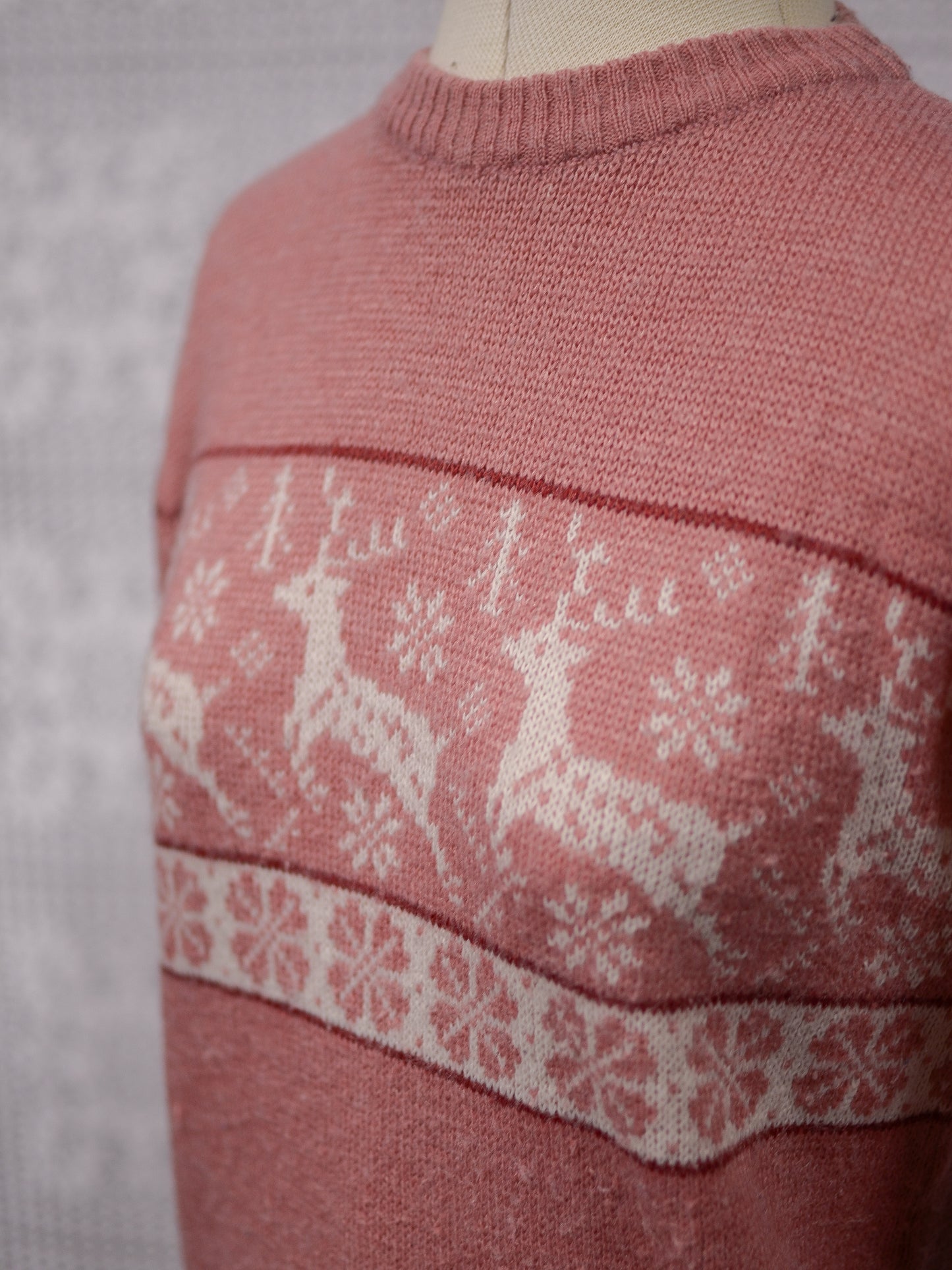 1970s St Michael pink festive christmas reindeer jumper