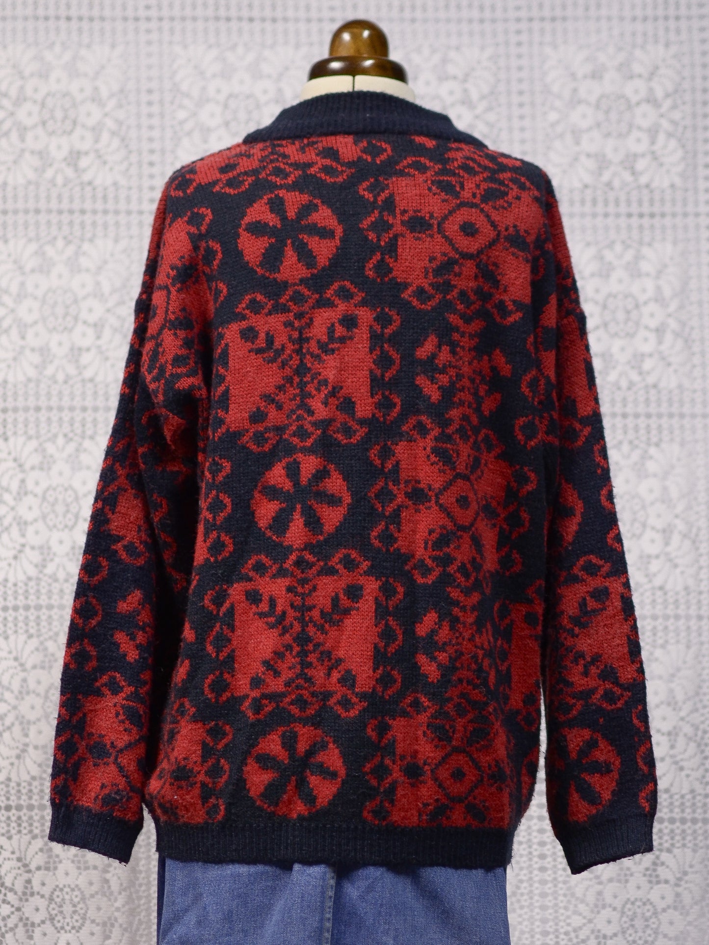 1990s C&A red and black patterned long jumper