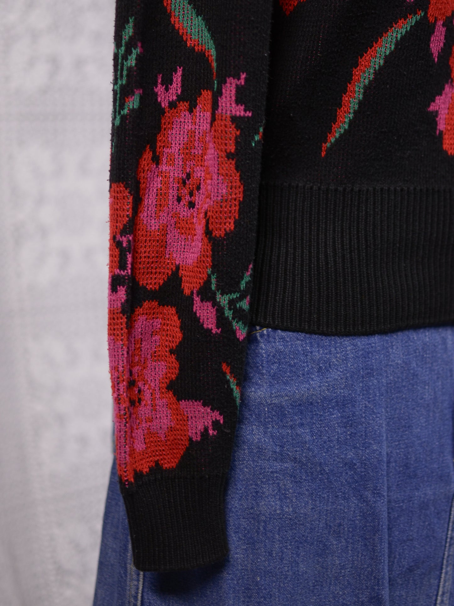 1990s St Michael black, red, pink and green floral fitted jumper