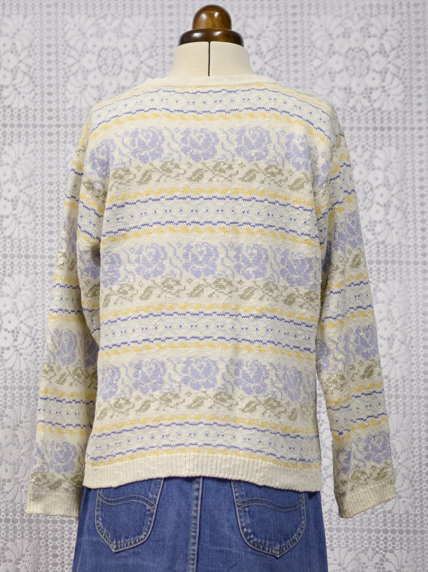1980s Dorothy Perkins cream, pale blue and yellow rose floral pattern jumper
