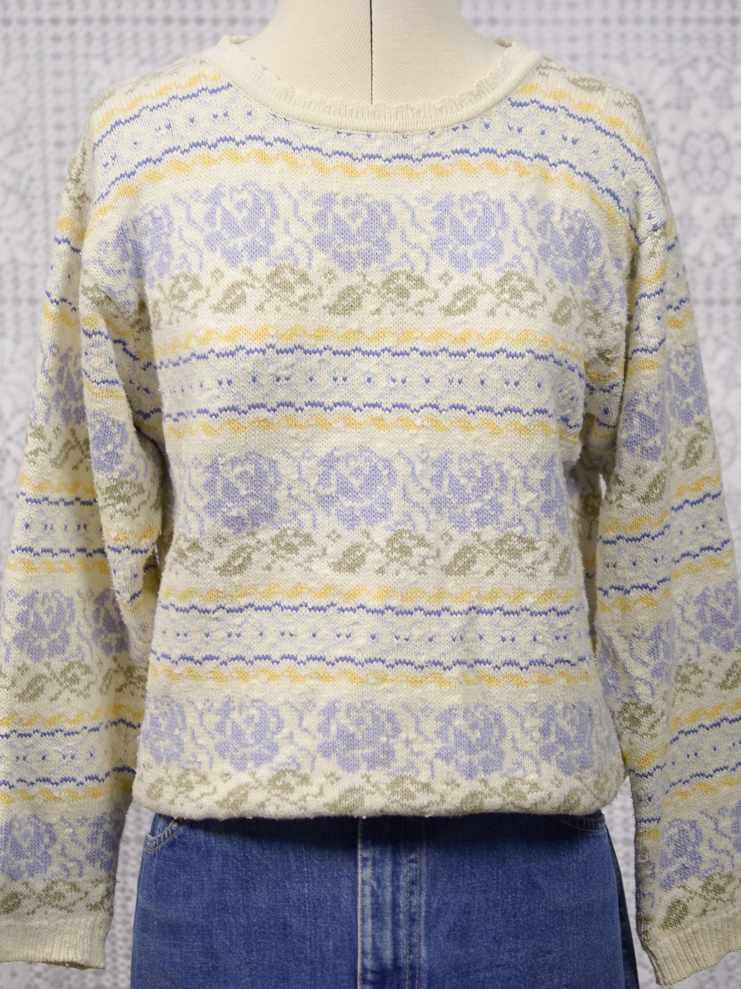 1980s Dorothy Perkins cream, pale blue and yellow rose floral pattern jumper