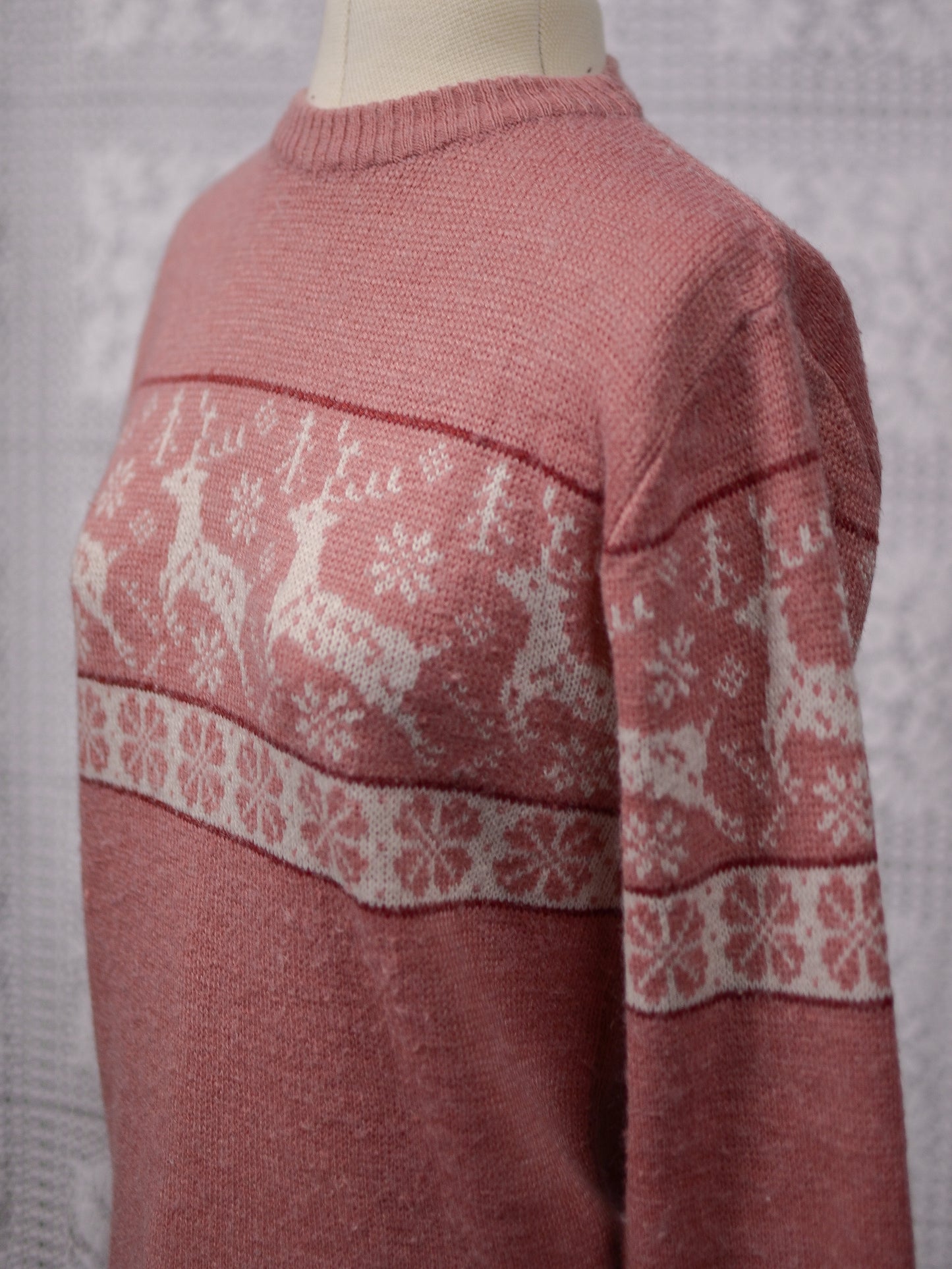 1970s St Michael pink festive christmas reindeer jumper
