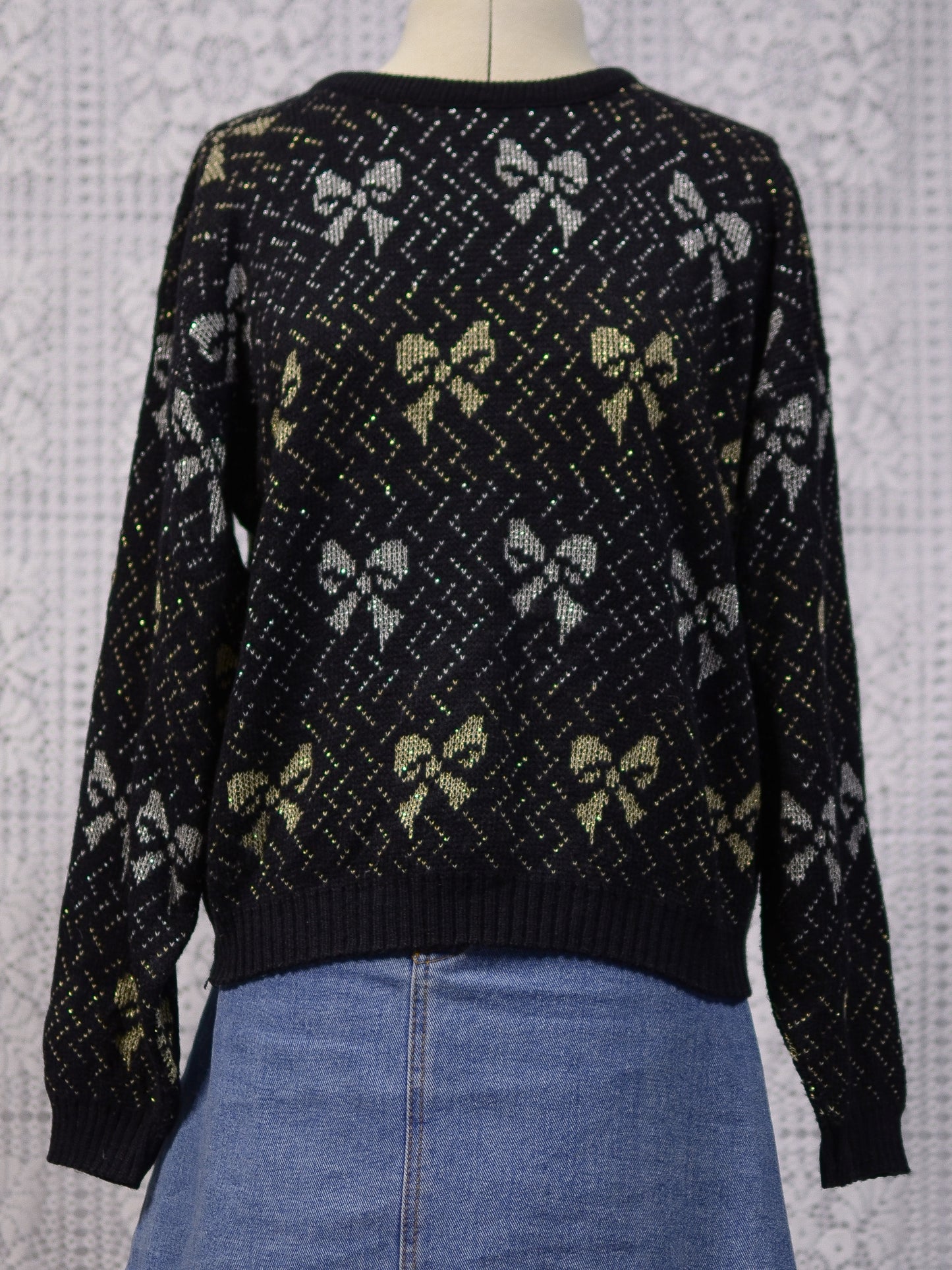 1980s black, silver and gold metallic bow festive christmas jumper