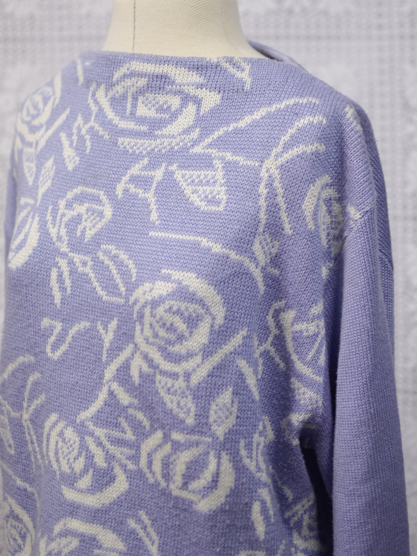 1980s cornflower blue and white rose floral pattern jumper