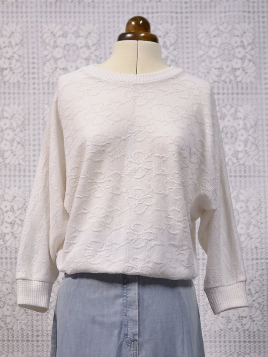 1980s white floral textured batwing jumper