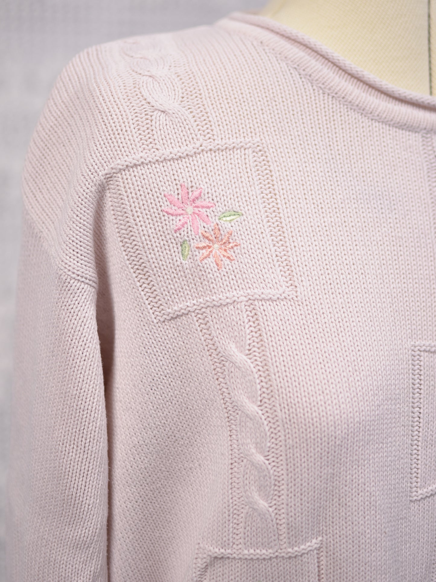 1990s Tulchan pale pink embroidered floral jumper