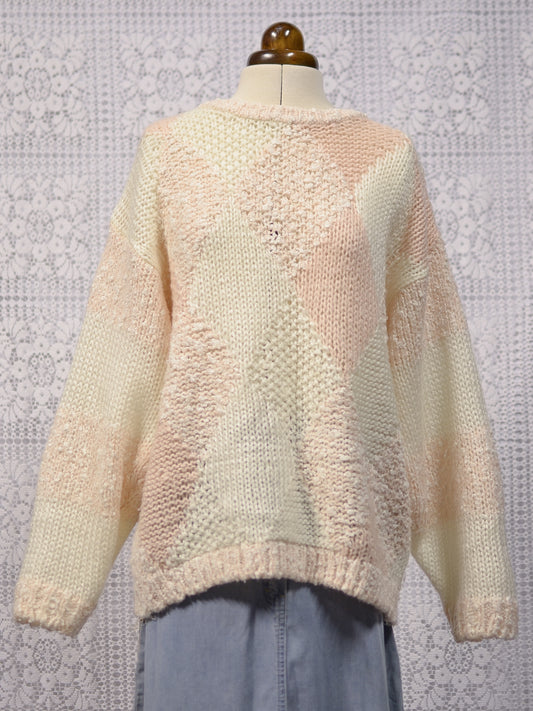 1980s Etam pale pink and cream chunky boucle diamond pattern knit jumper