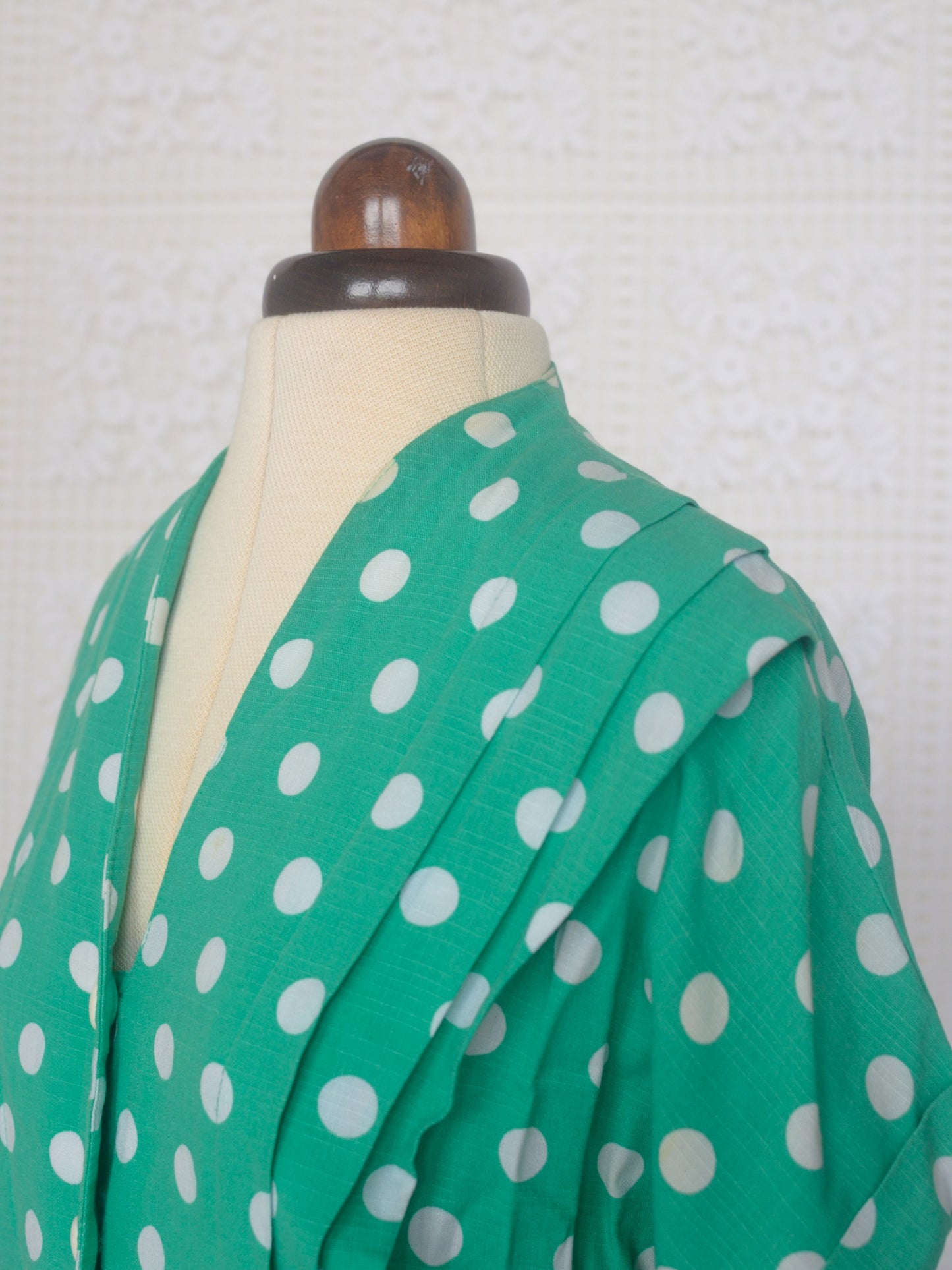1980s green and white polkadot short sleeve wiggle dress