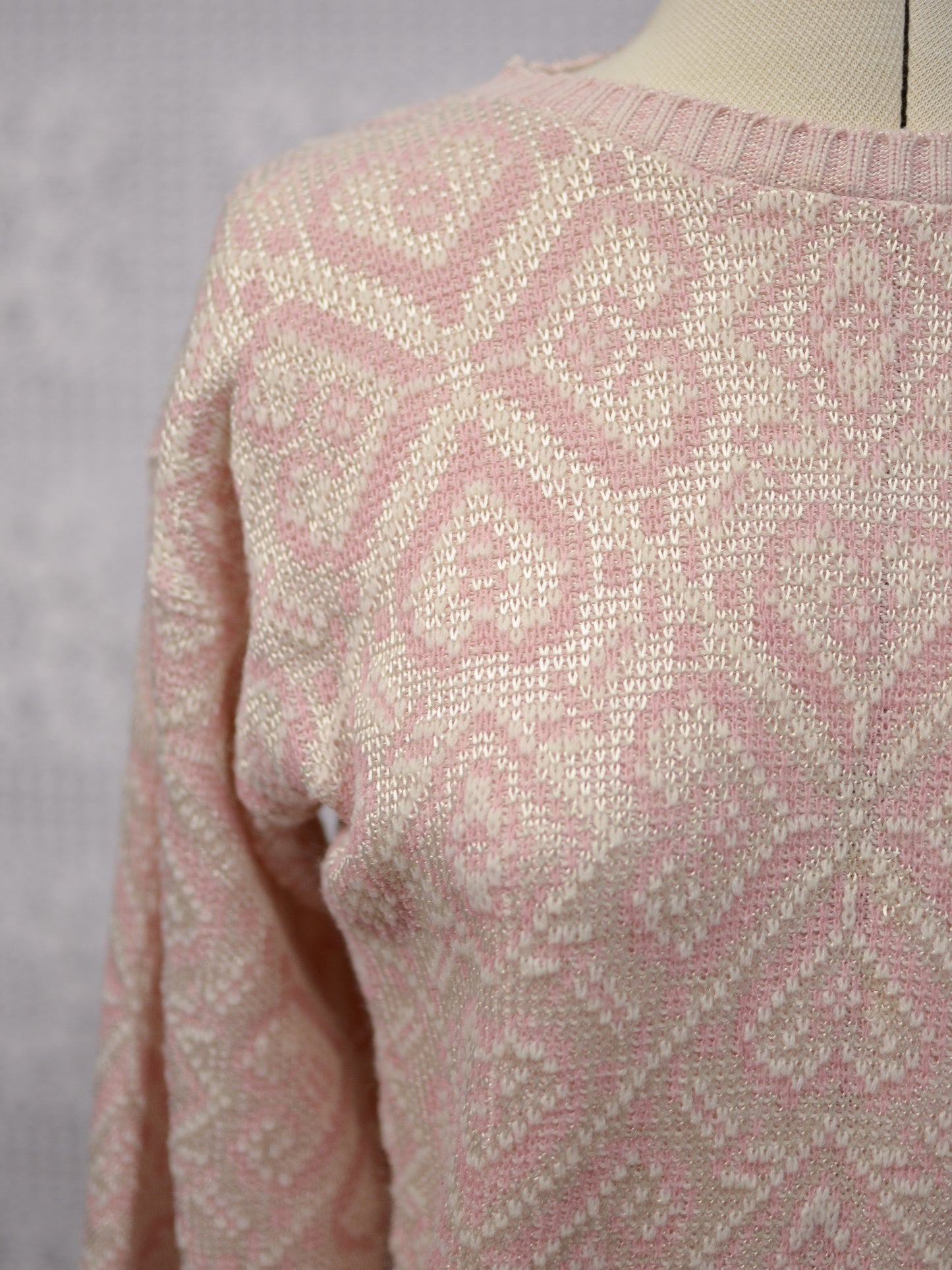 1980s pink and silvery white patterned long sleeve jumper