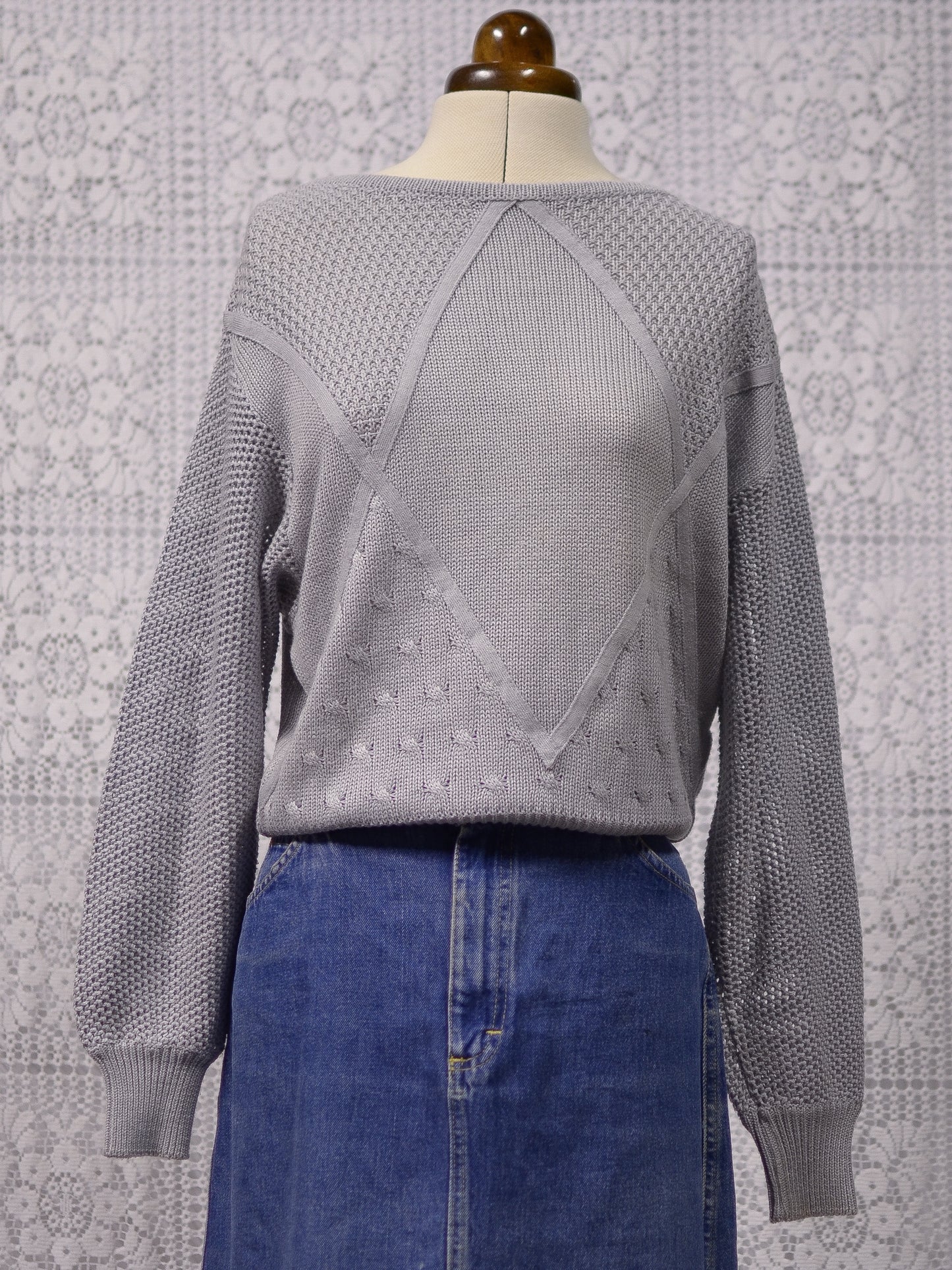 1980s light grey diamond pattern jumper