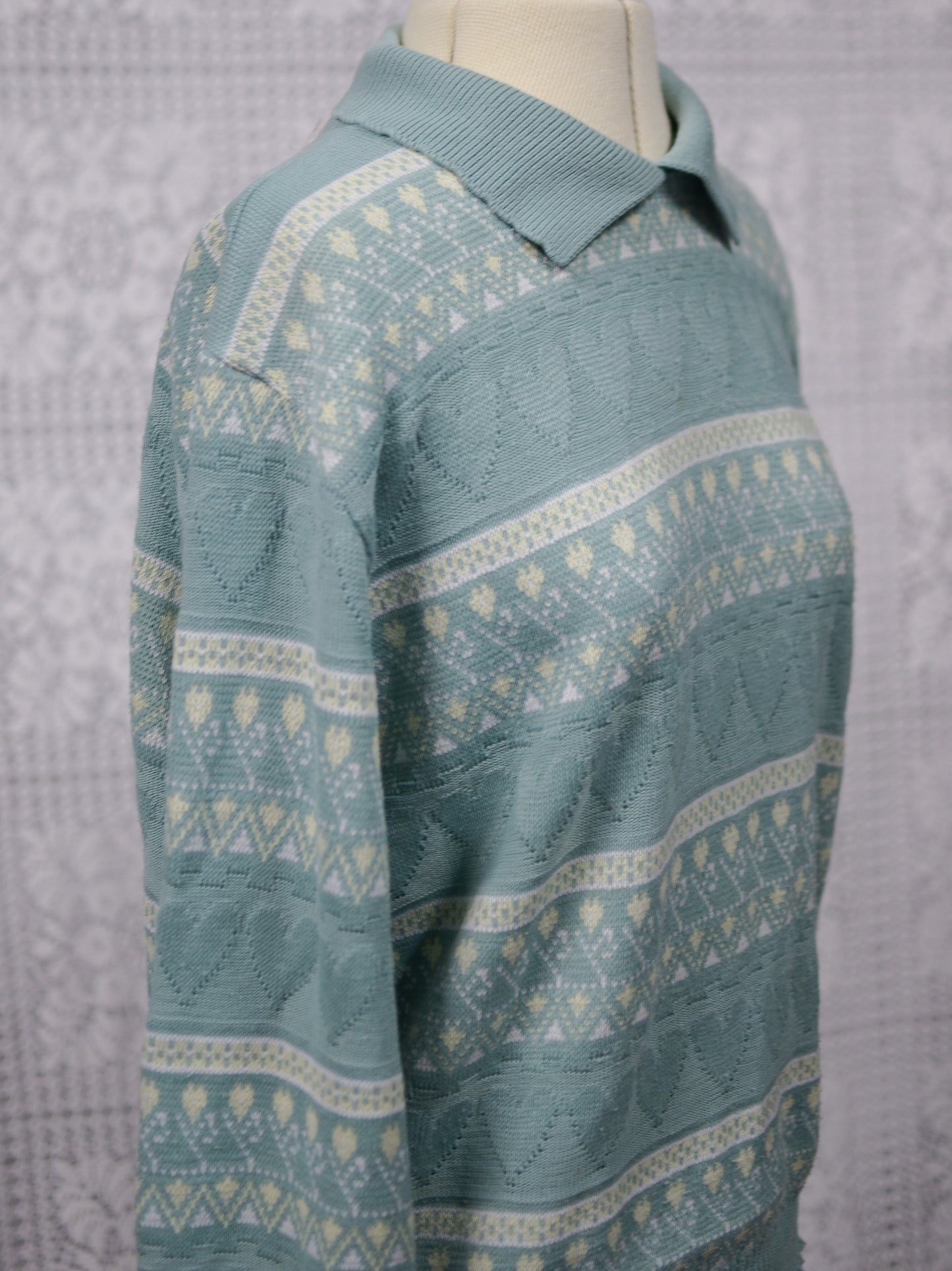 1990s mint green heart stripe patterned collared jumper