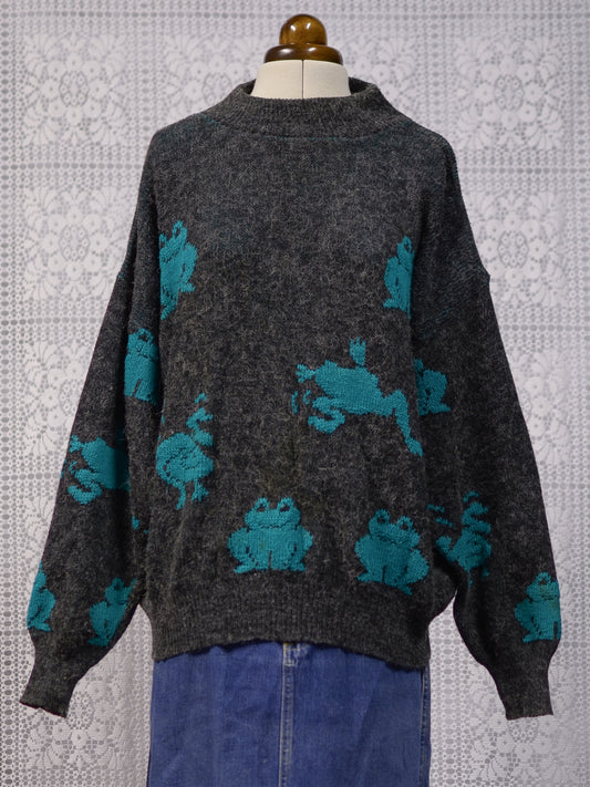 1980s Etam grey and green frog pattern slouchy jumper