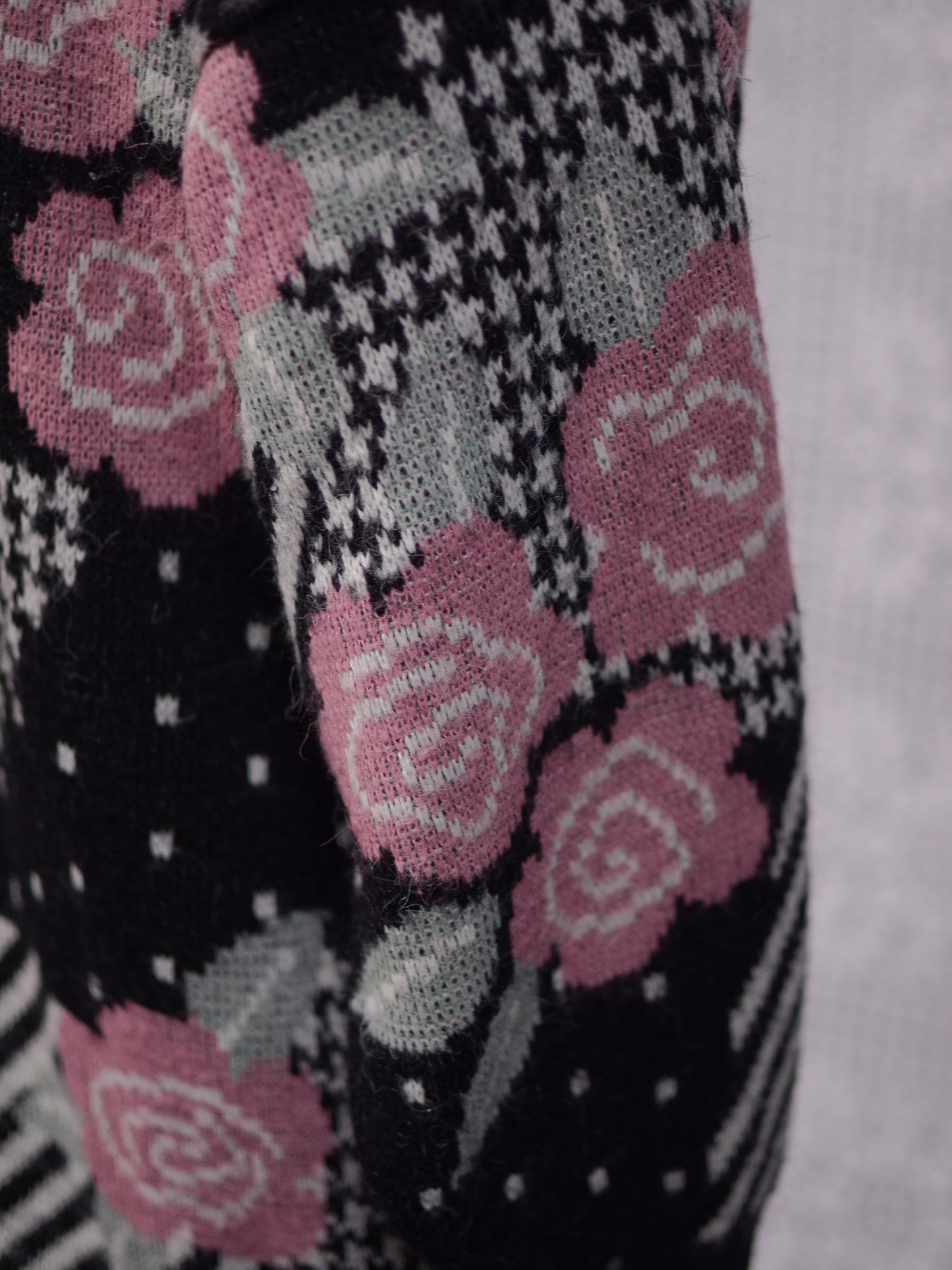 1980s Honey black, white and rose pink floral, polkadot and houndstooth long jumper