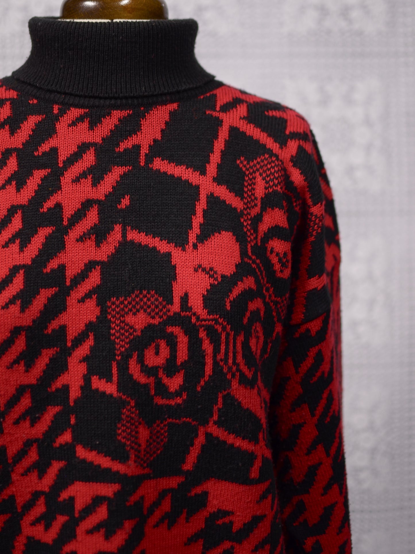 1990s St Michael red and black houndstooth and rose pattern long roll neck jumper