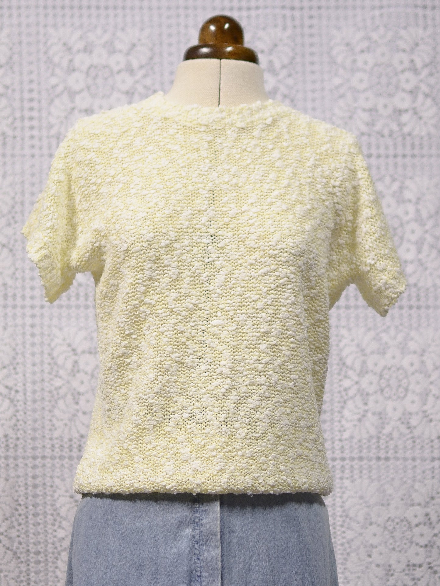 1980s pale yellow and white boucle short sleeve jumper