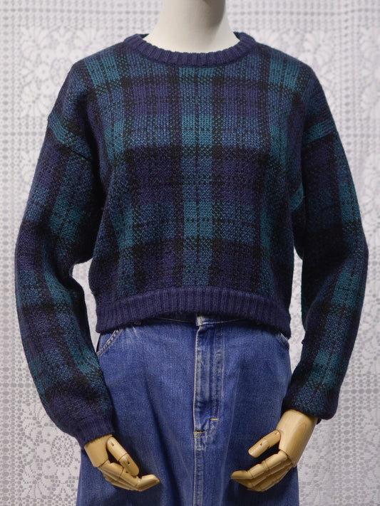 Y2K Liz Claiborne navy blue and green tartan cropped petite jumper