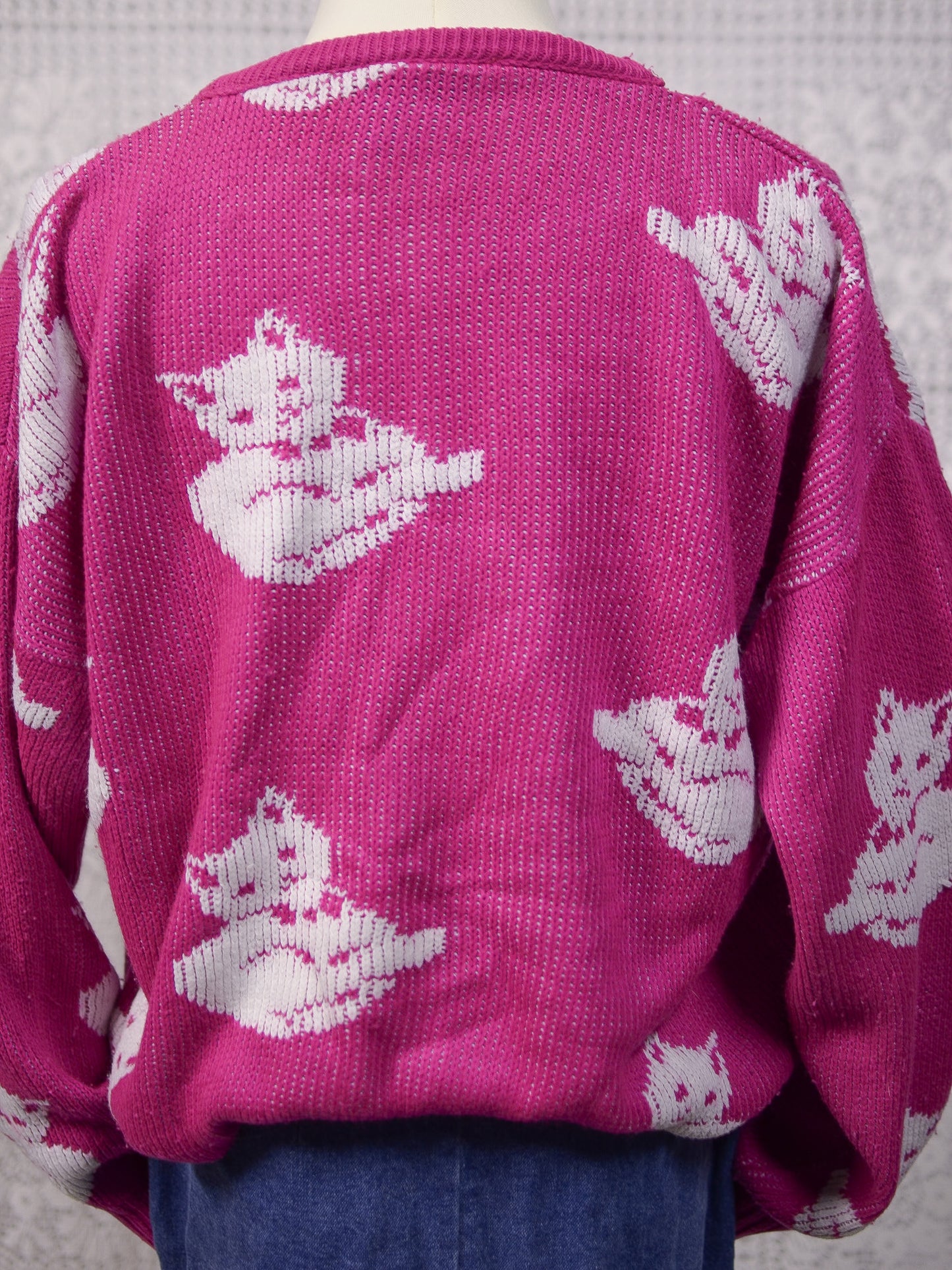 1980s pink and white cat jumper