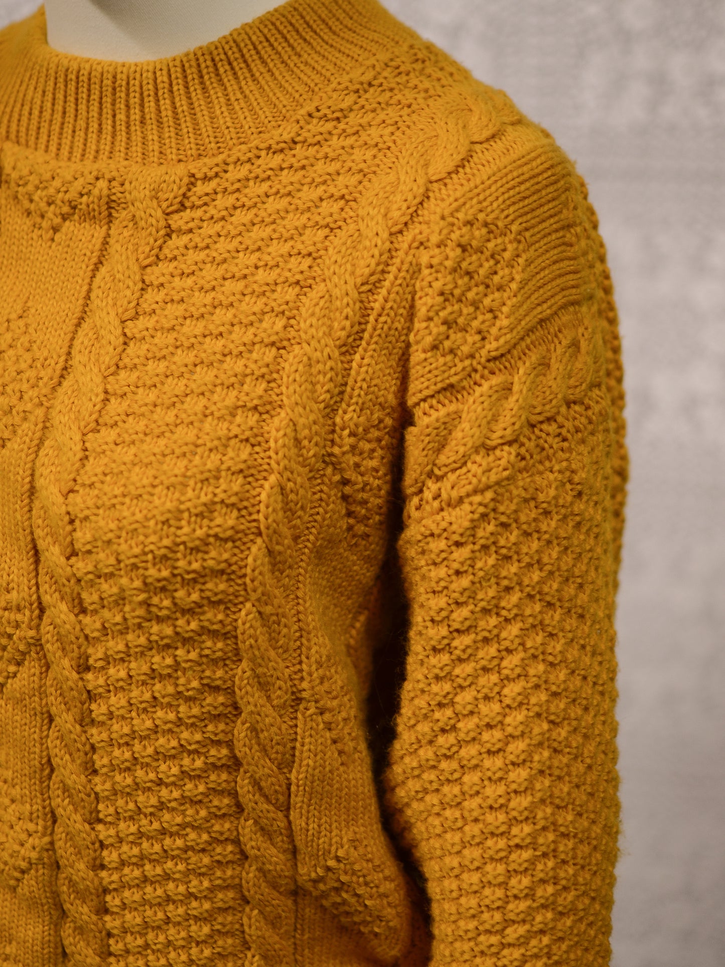 1970s mustard yellow chunky cable knit jumper