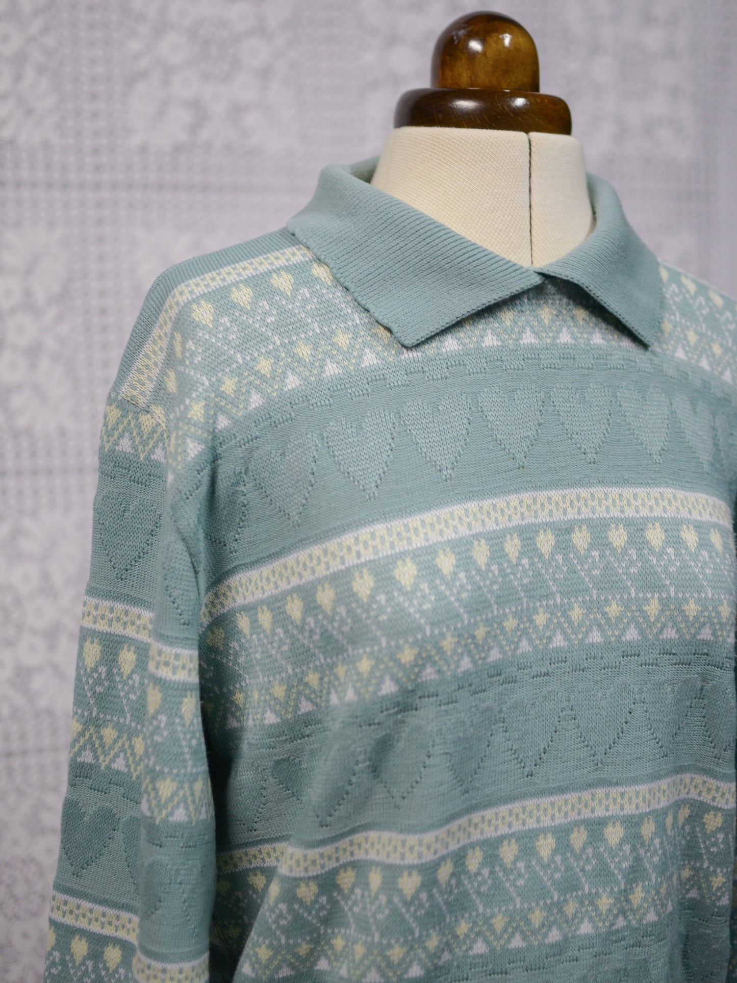 1990s mint green heart stripe patterned collared jumper