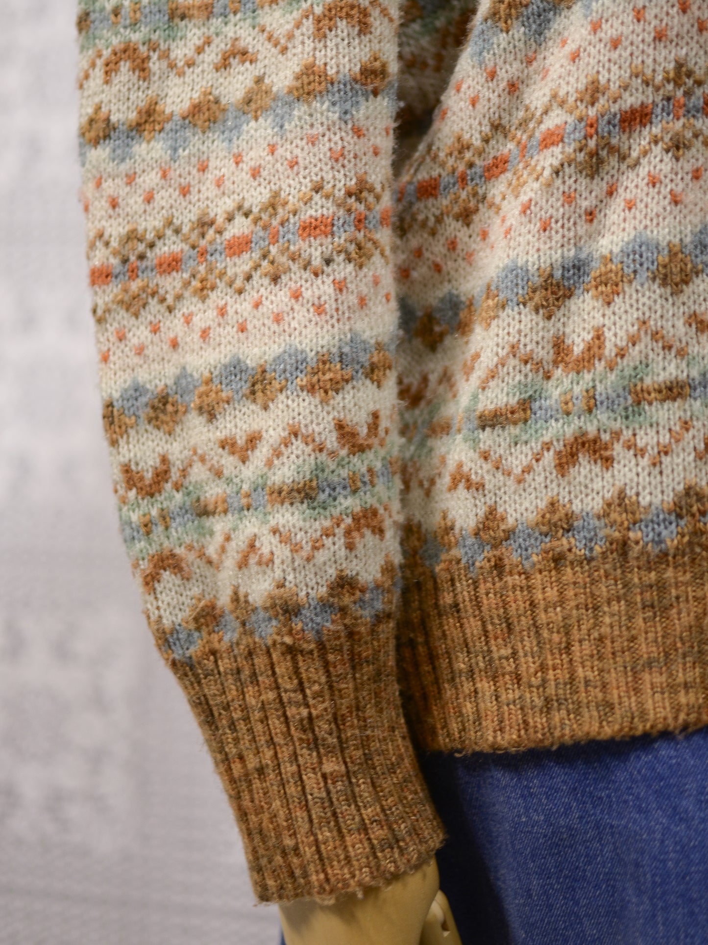 1980s BHS brown, cream and blue snowflake nordic stripe patterned jumper