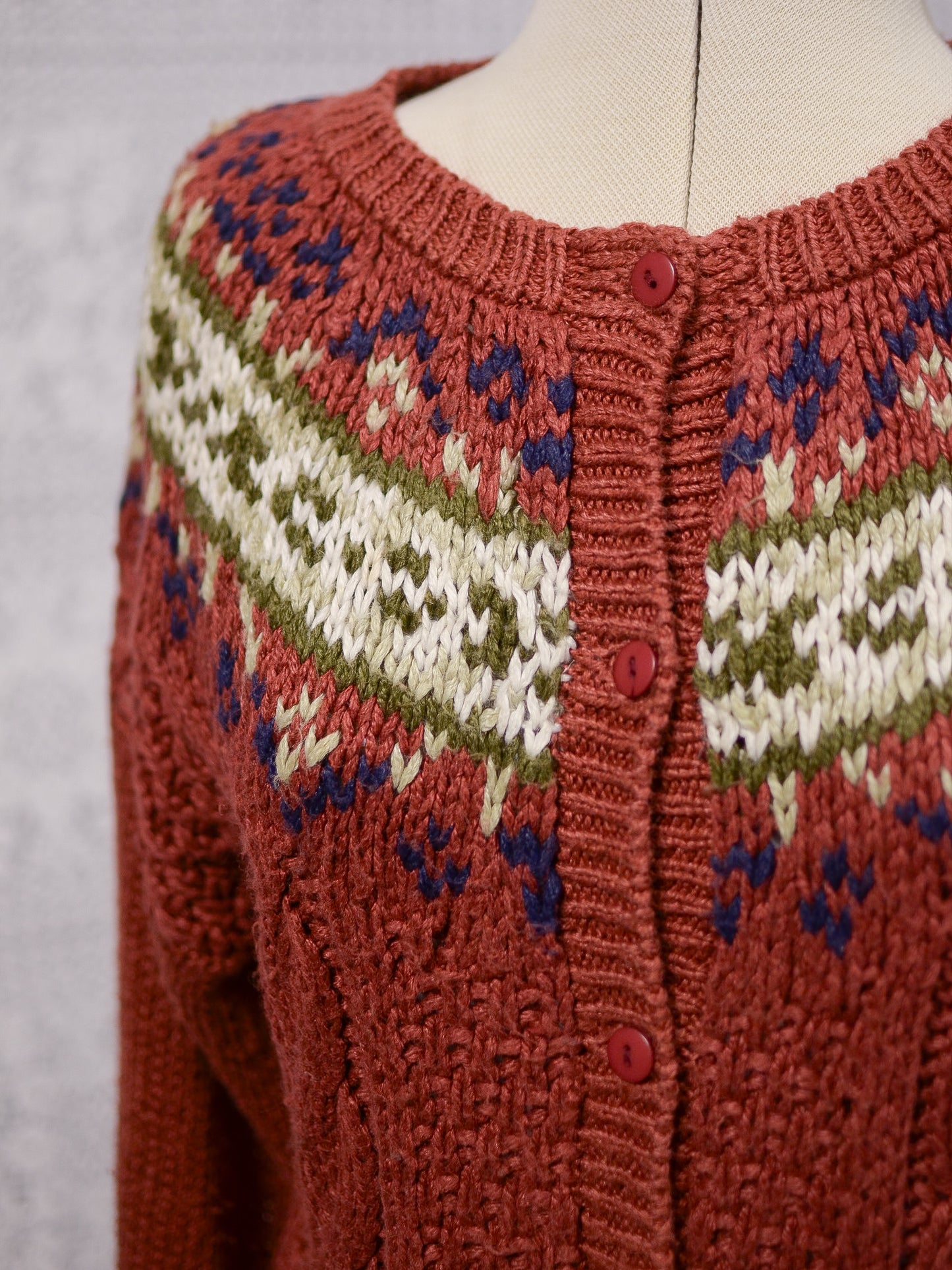 1990s dark red brown and cream floral pattern nordic cardigan