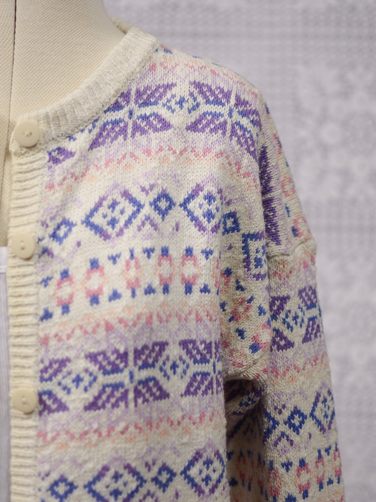 1990s Compliments cream, pink and lilac festive snowflake cosy cotton cardigan