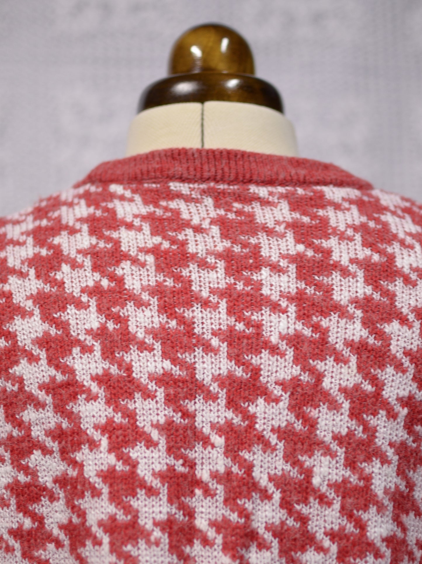 1980s red and white houndstooth pattern polar bear jumper