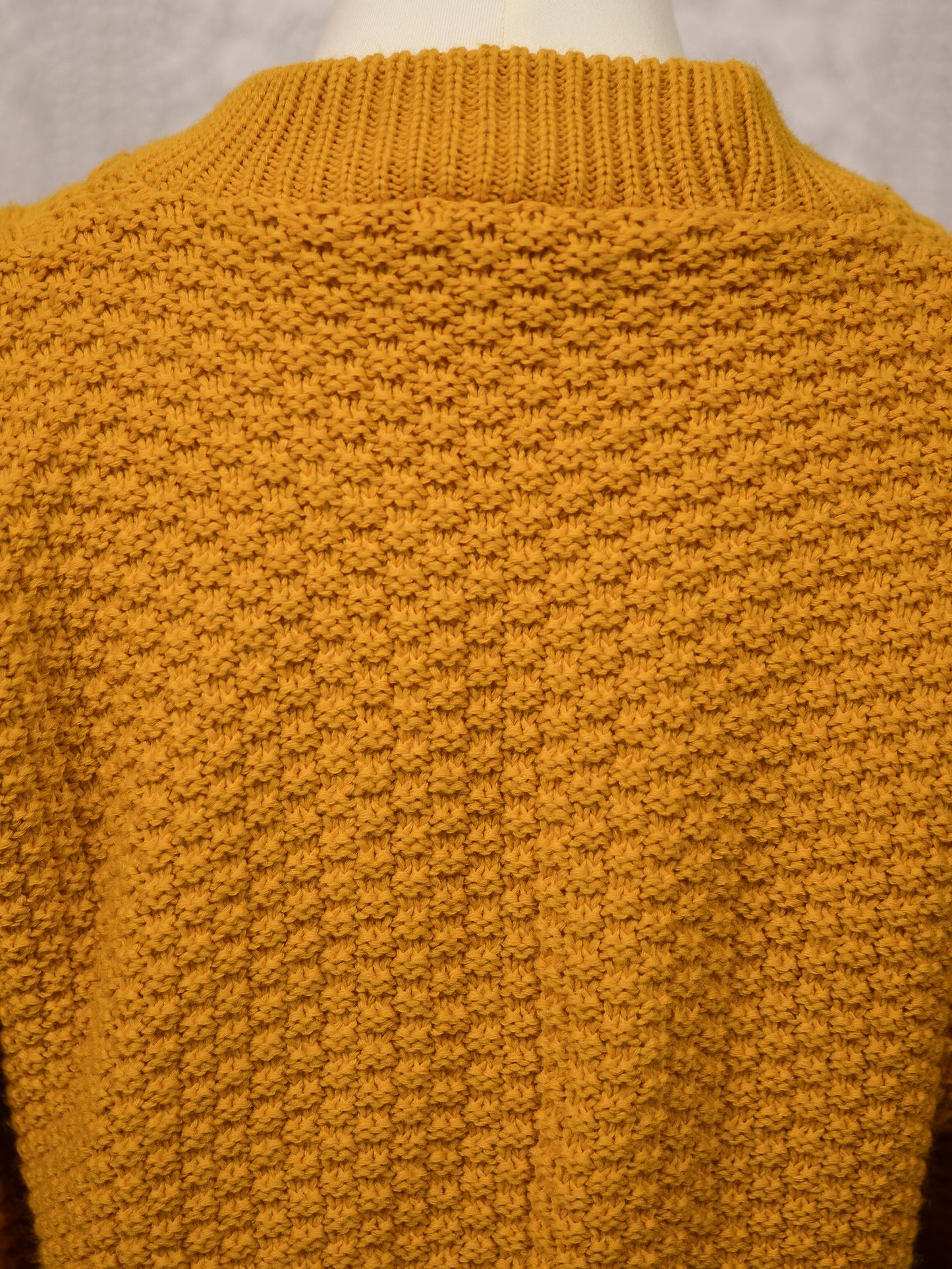 1970s mustard yellow chunky cable knit jumper