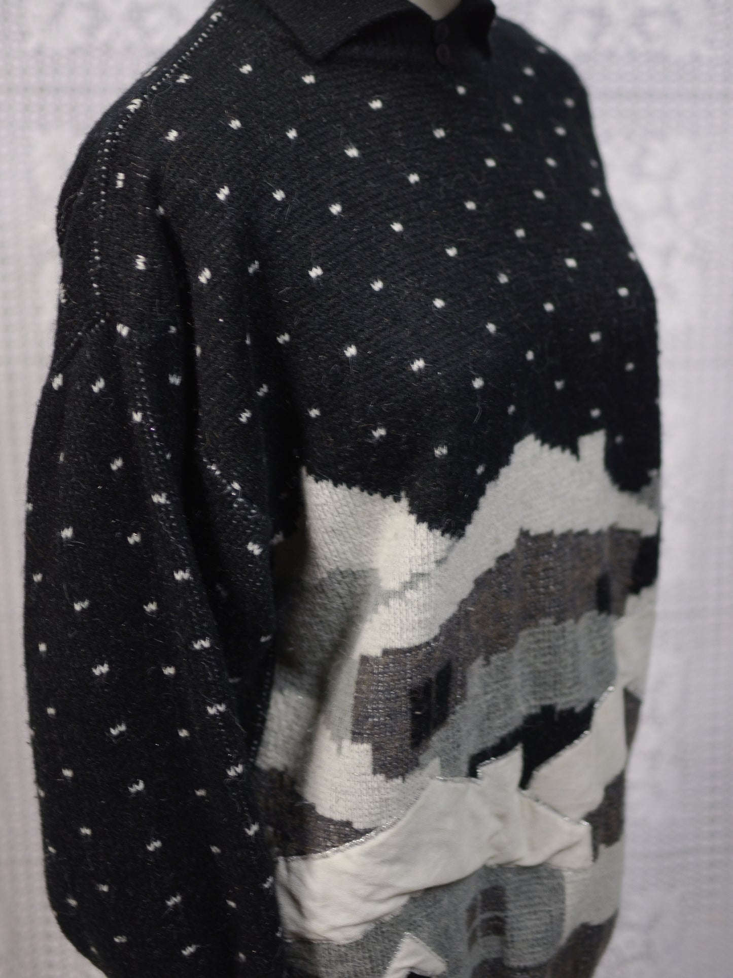 1980s black and white festive snow scene novelty collared jumper