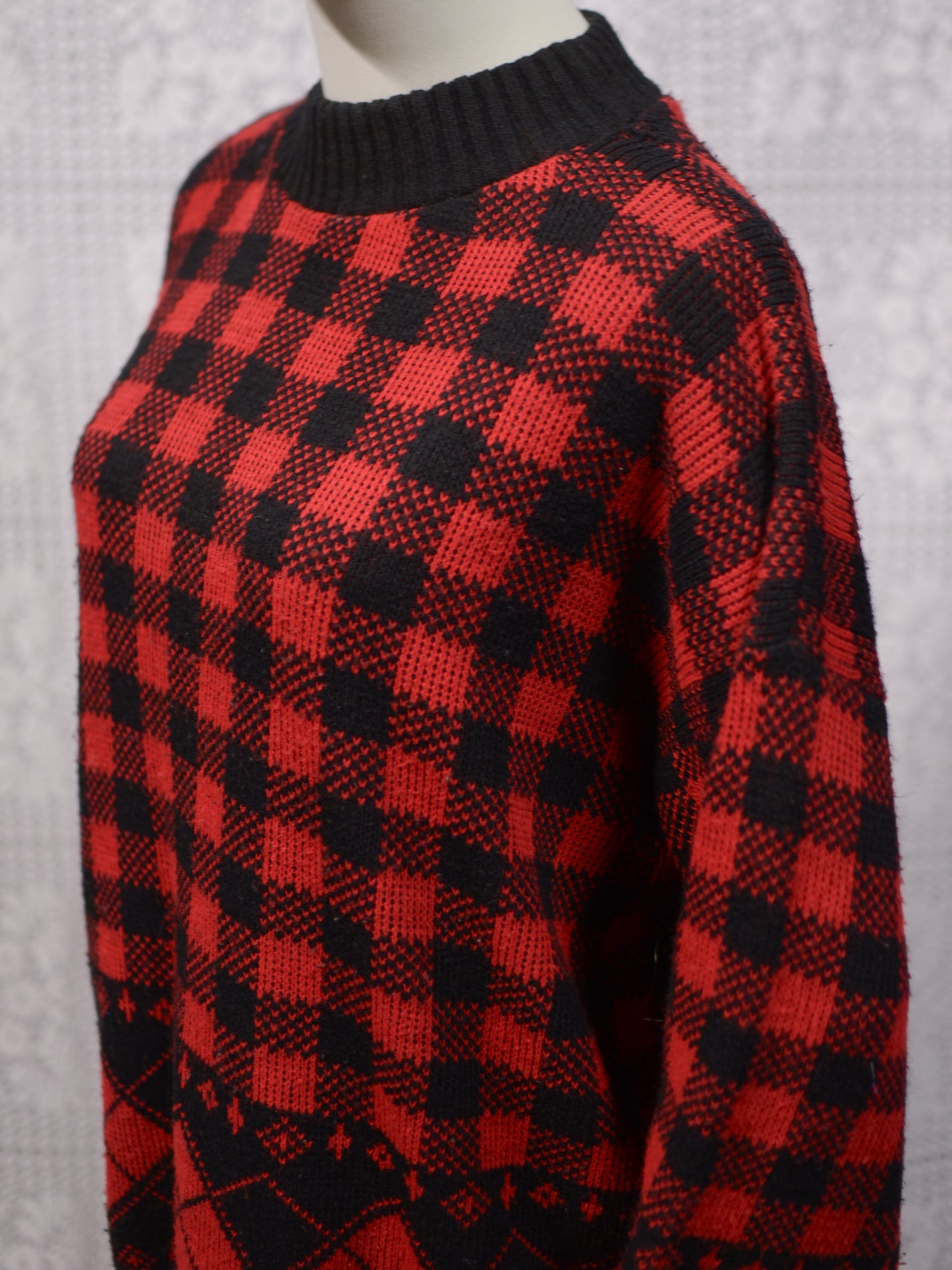 1990s red and black gingham plaid diamond argyle pattern jumper