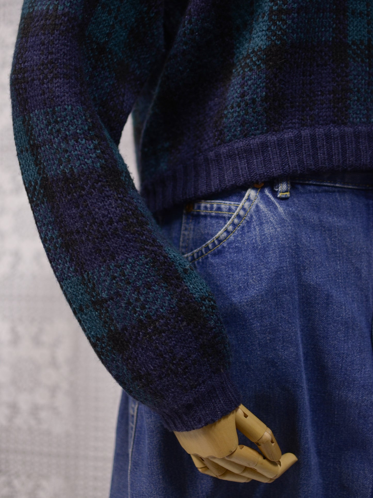 Y2K Liz Claiborne navy blue and green tartan cropped petite jumper