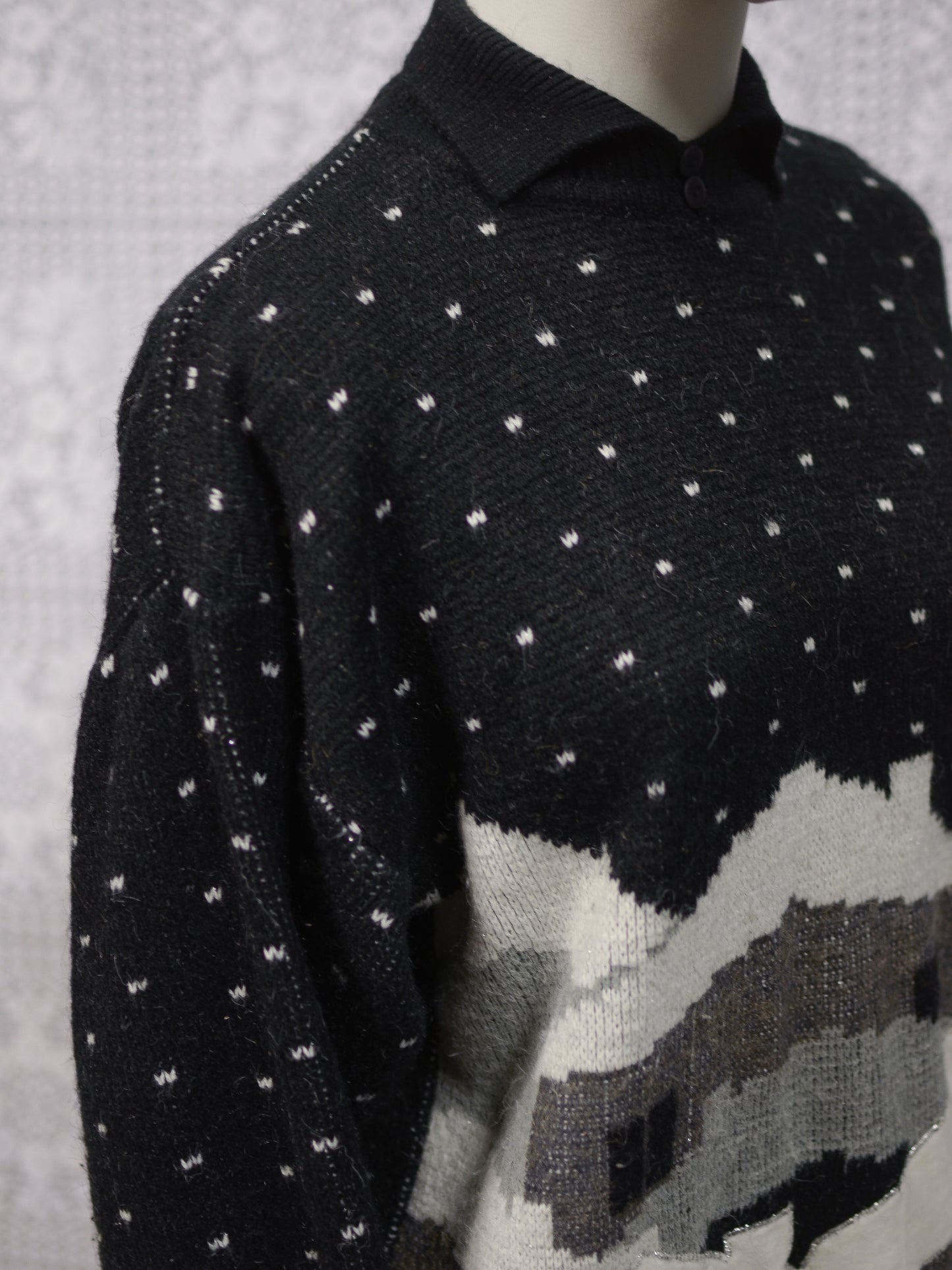 1980s black and white festive snow scene novelty collared jumper