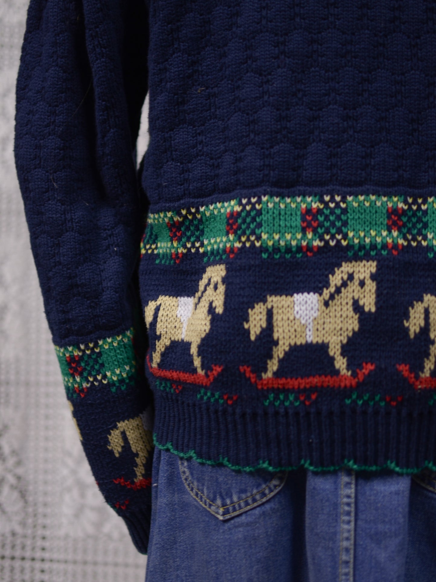 1990s Sweater Loft navy and green rocking horse novelty festive jumper