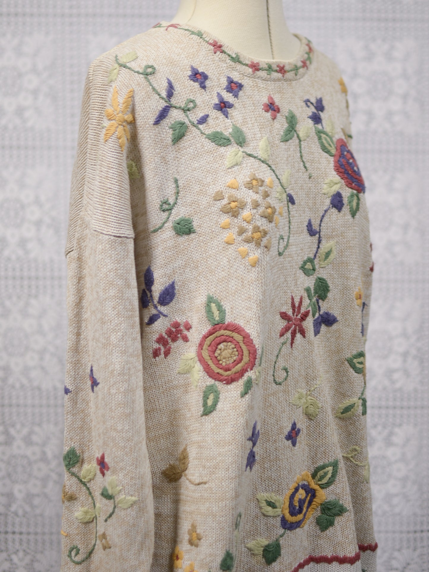 1990s Dorothy Perkins cream embroidered floral long cotton jumper