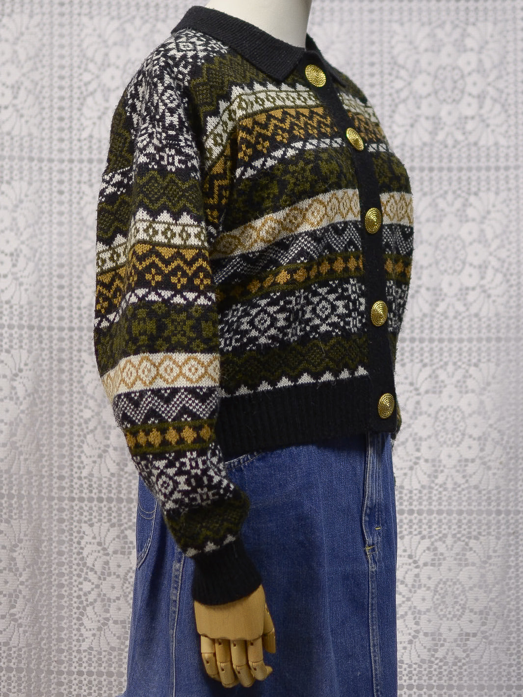1980s C&A Yessica black, green and brown patterned stripe collared cardigan with gold buttons