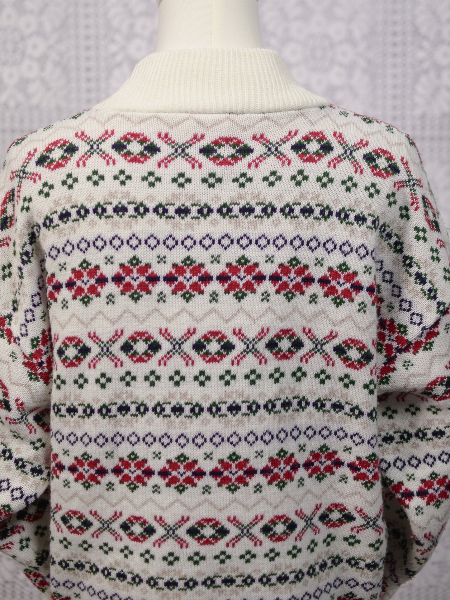 1990s C&A cream, red and green nordic pattern festive jumper