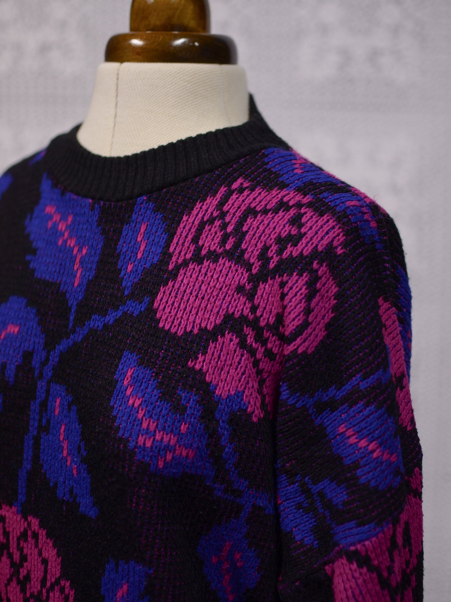 1980s black, purple and pink rose floral print batwing jumper