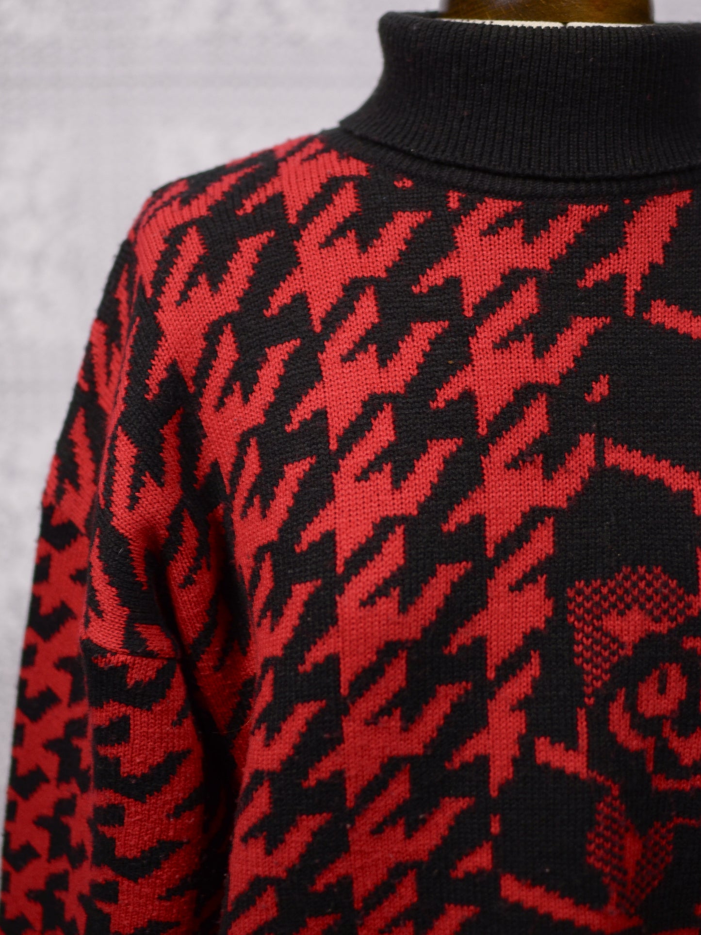 1990s St Michael red and black houndstooth and rose pattern long roll neck jumper