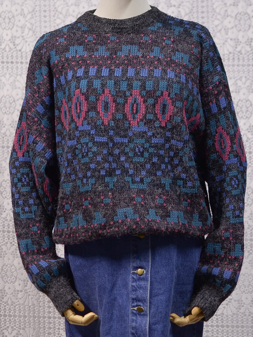 1980s grey, pink, purple and green geometric pattern slouchy jumper