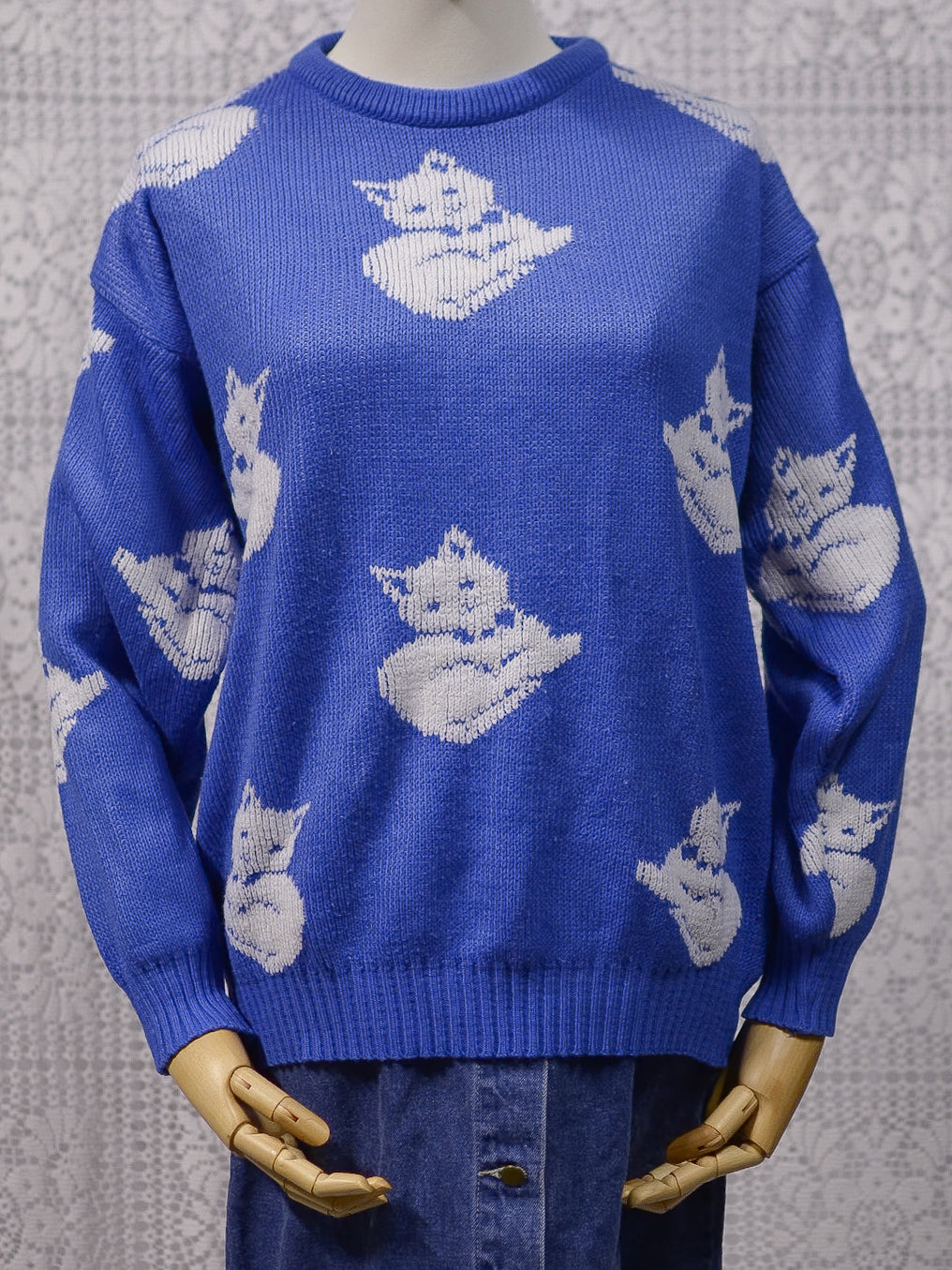 1980s blue and white cat jumper