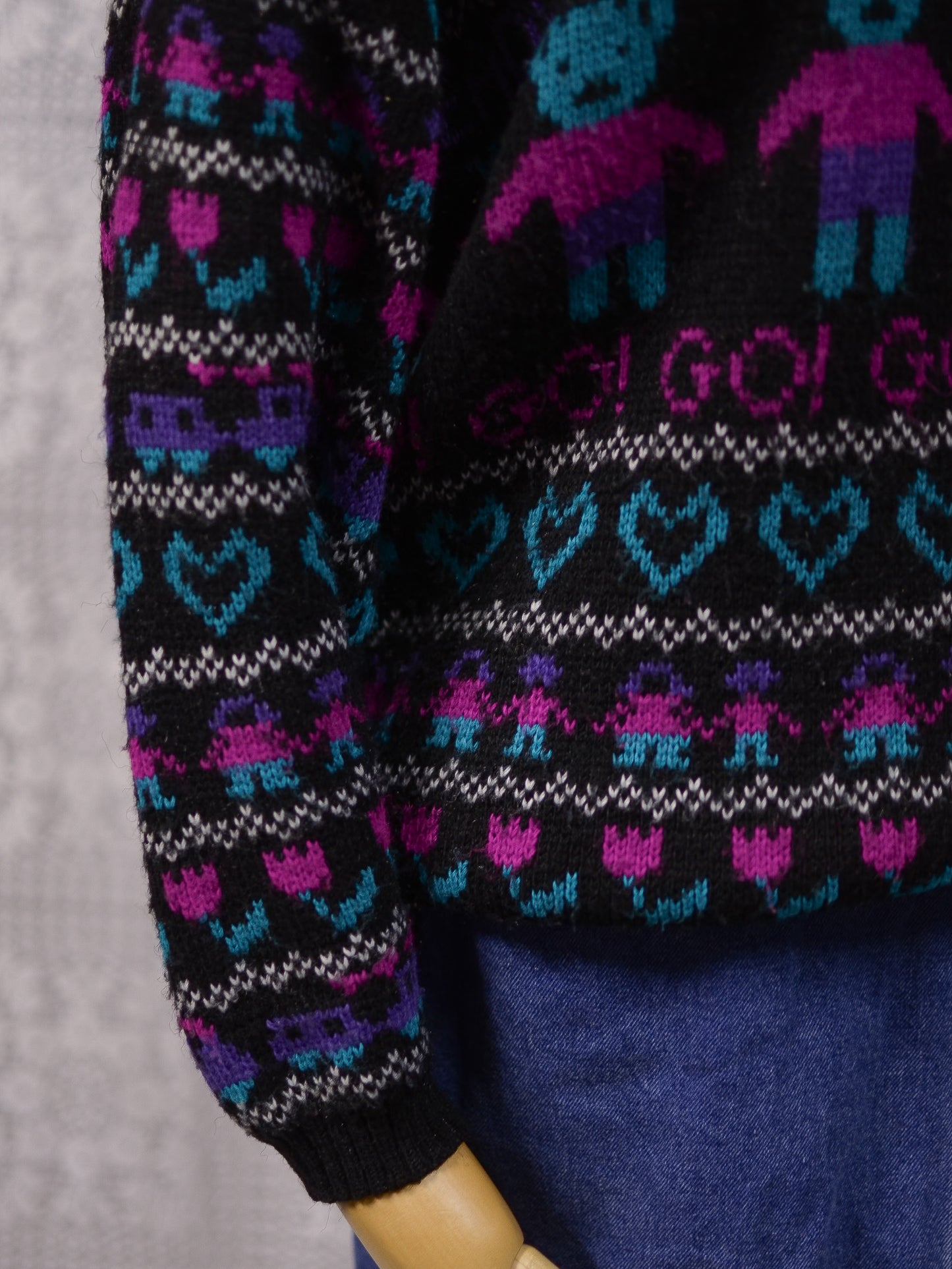 1980s black, pink and purple teddy bear novelty jumper