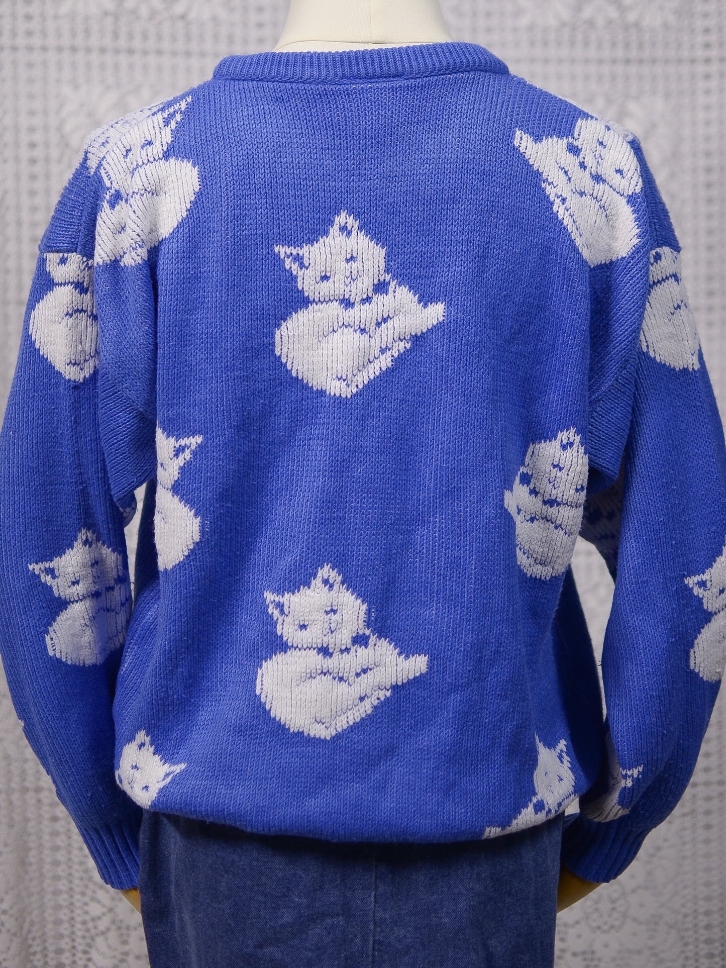1980s blue and white cat jumper