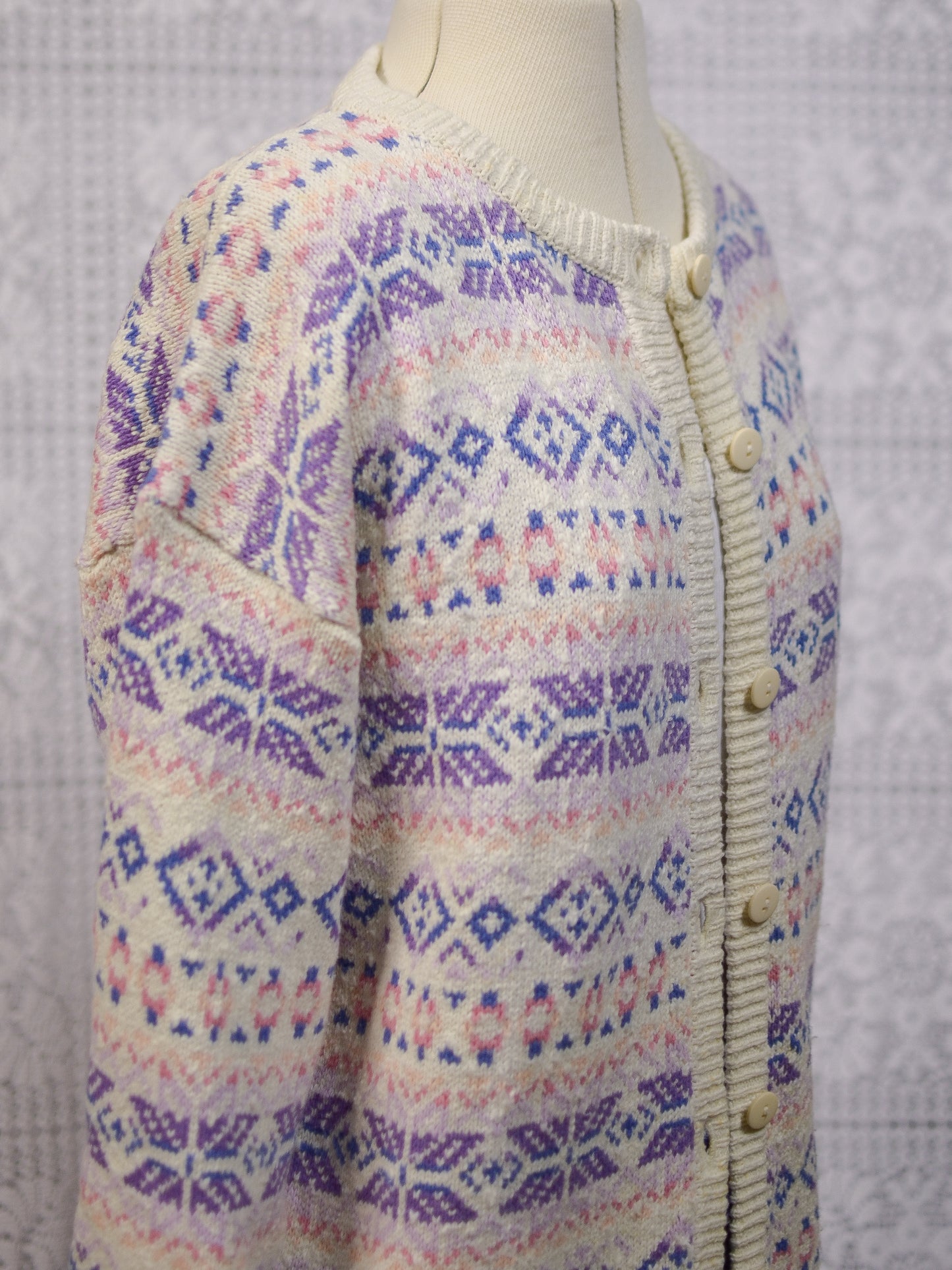 1990s Compliments cream, pink and lilac festive snowflake cosy cotton cardigan